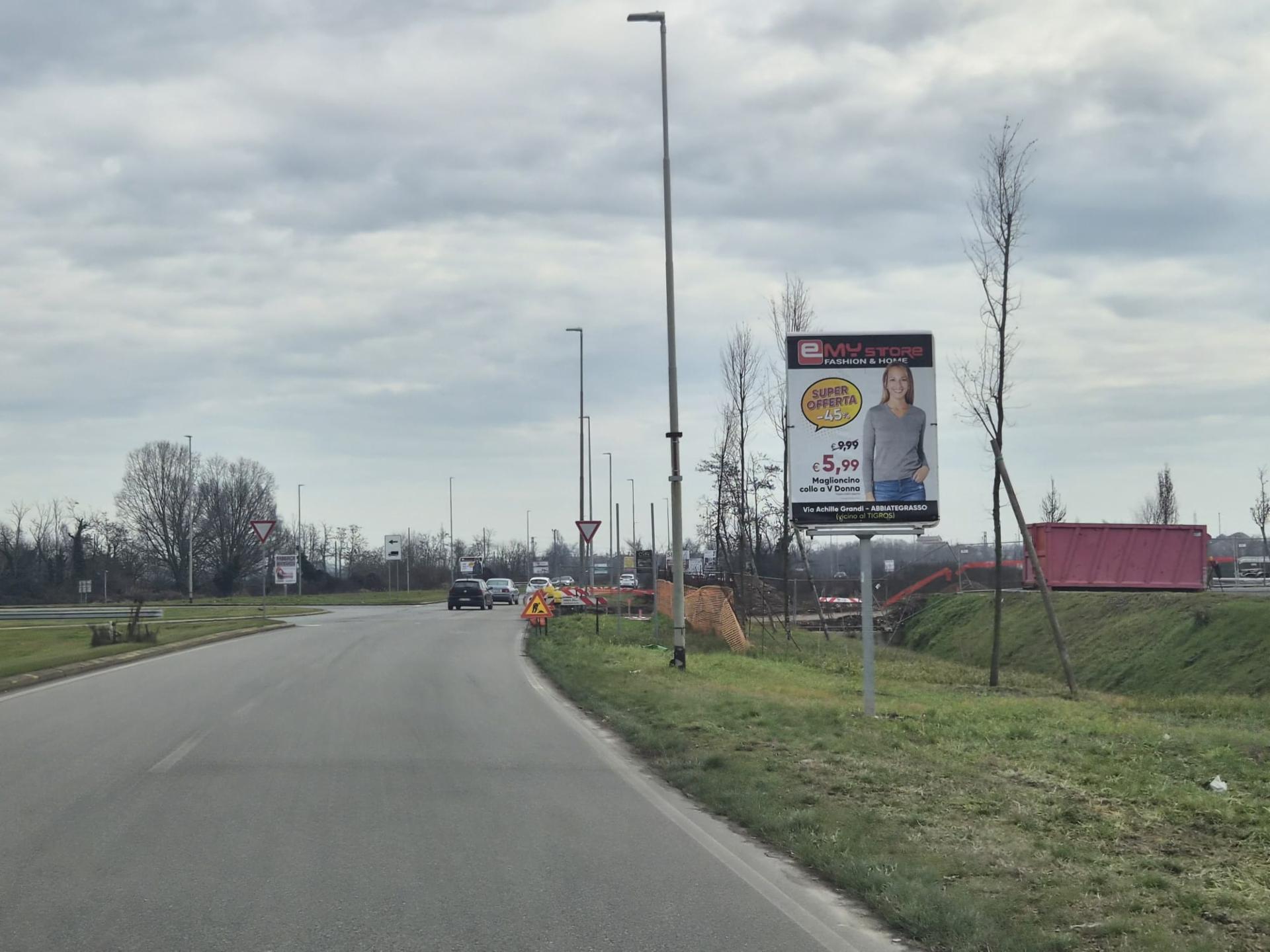 Impianto CARTELLONISTICA a Abbiategrasso, in zona CVG Gold
