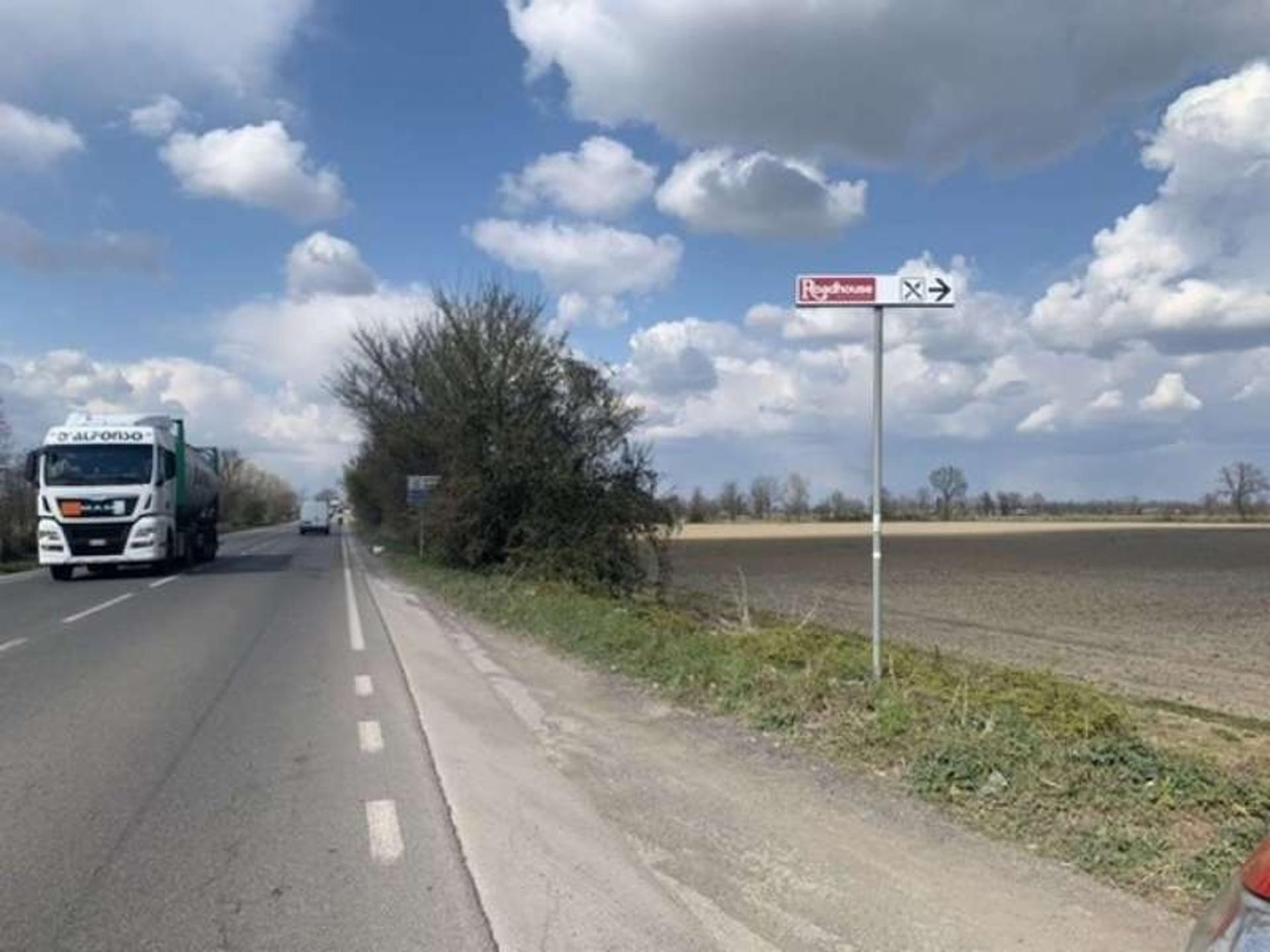 Impianto a STRADA PROVINCIALE EX STRADA STATALE 412  Landriano