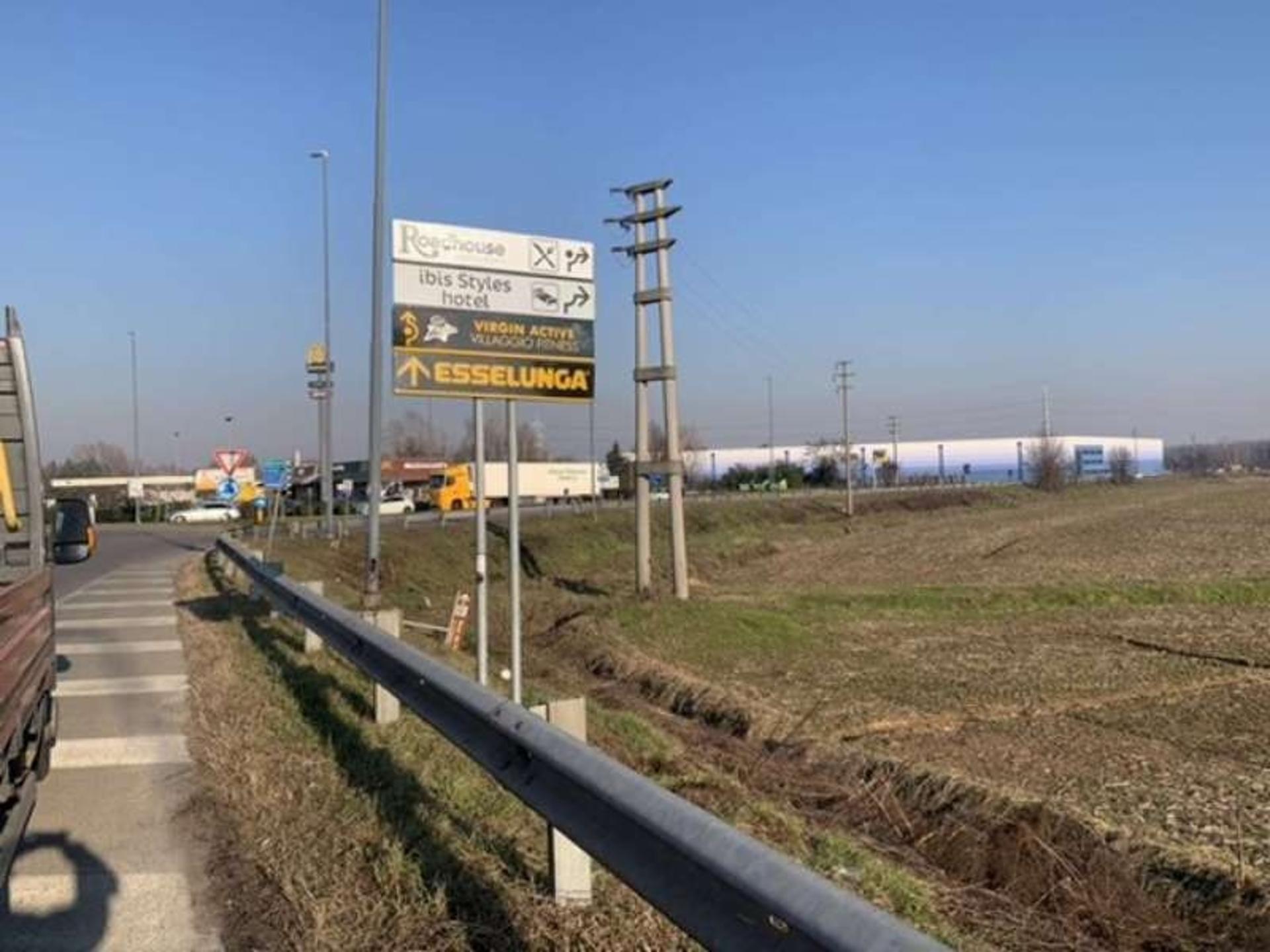 Impianto a PROVINCIALE EX STRADA STATALE 35  Binasco