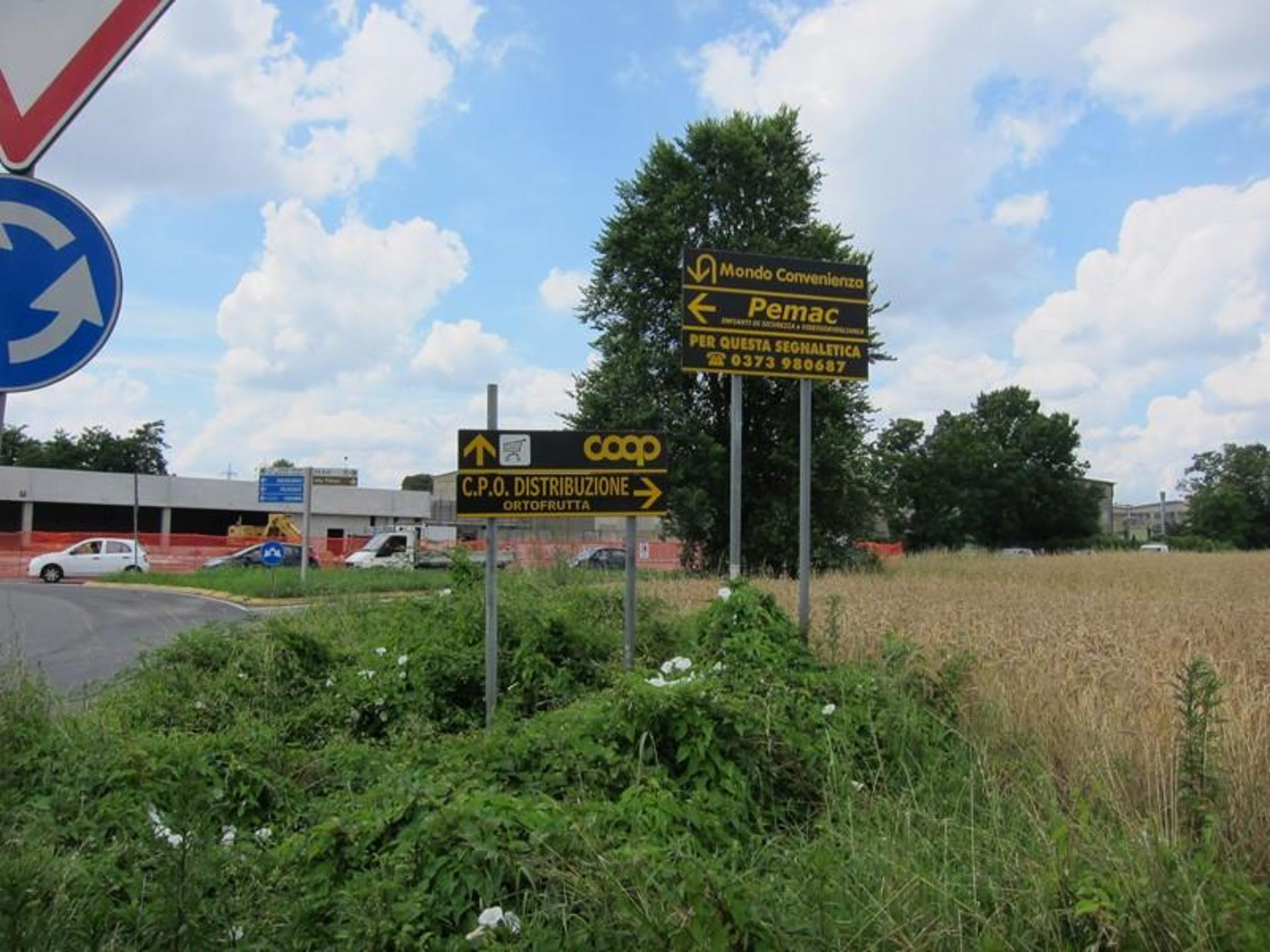 Impianto FRECCE / PREINSEGNE a Desio, in zona NaturaSì
