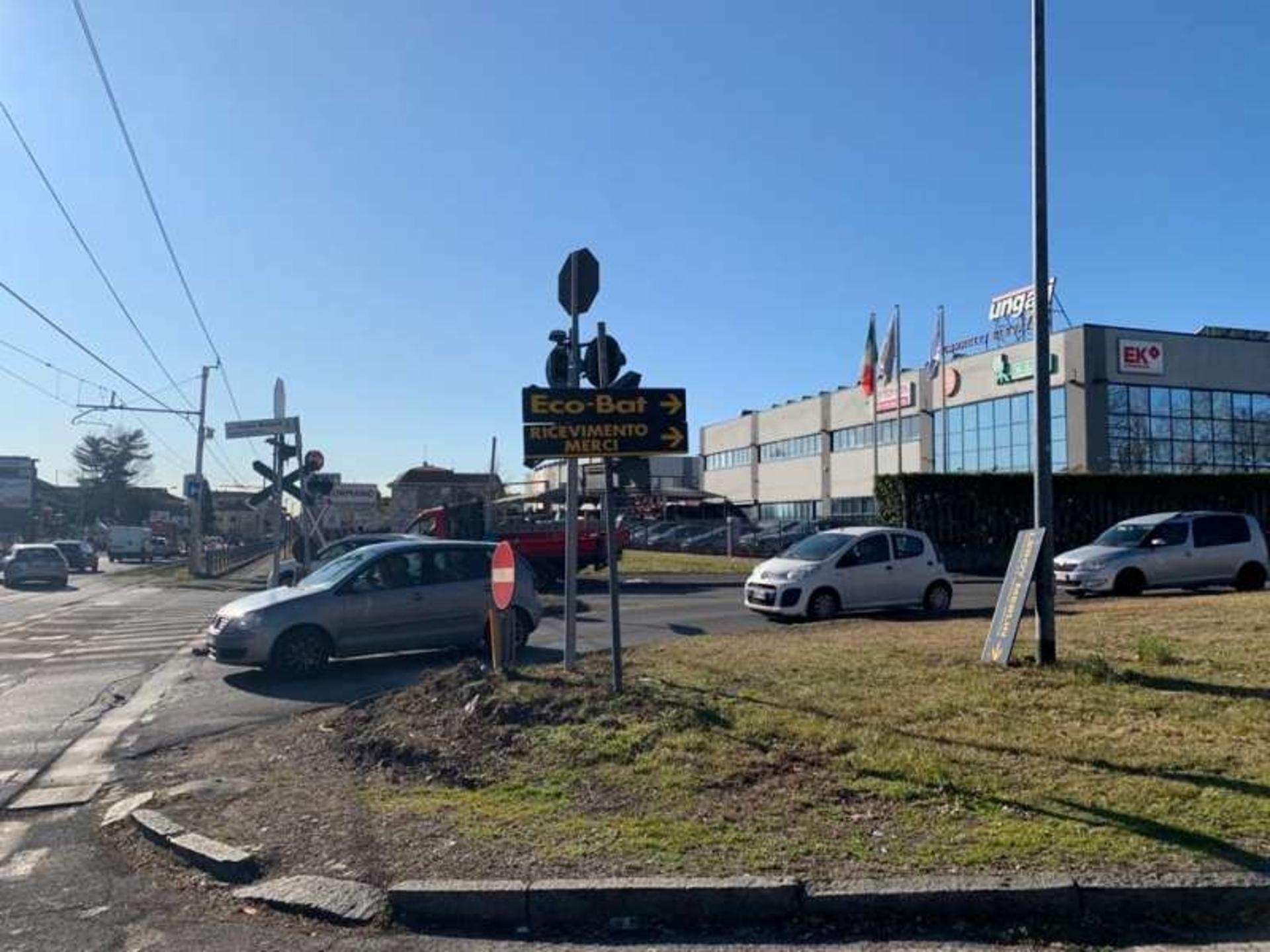 Impianto FRECCE / PREINSEGNE a Cormano, in zona Lidl