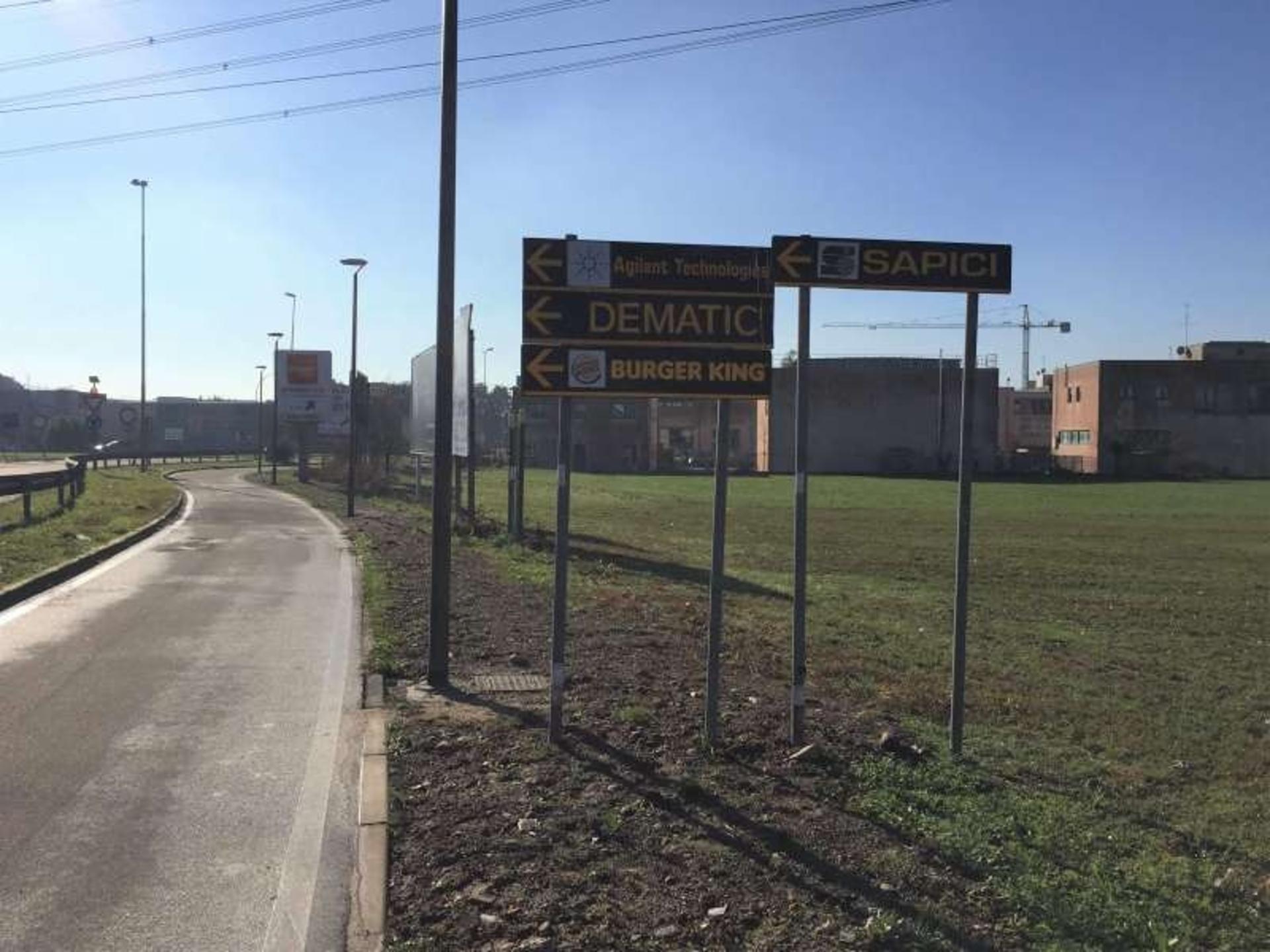 Impianto FRECCE / PREINSEGNE a Cernusco sul Naviglio, in zona Diffusione Tessile