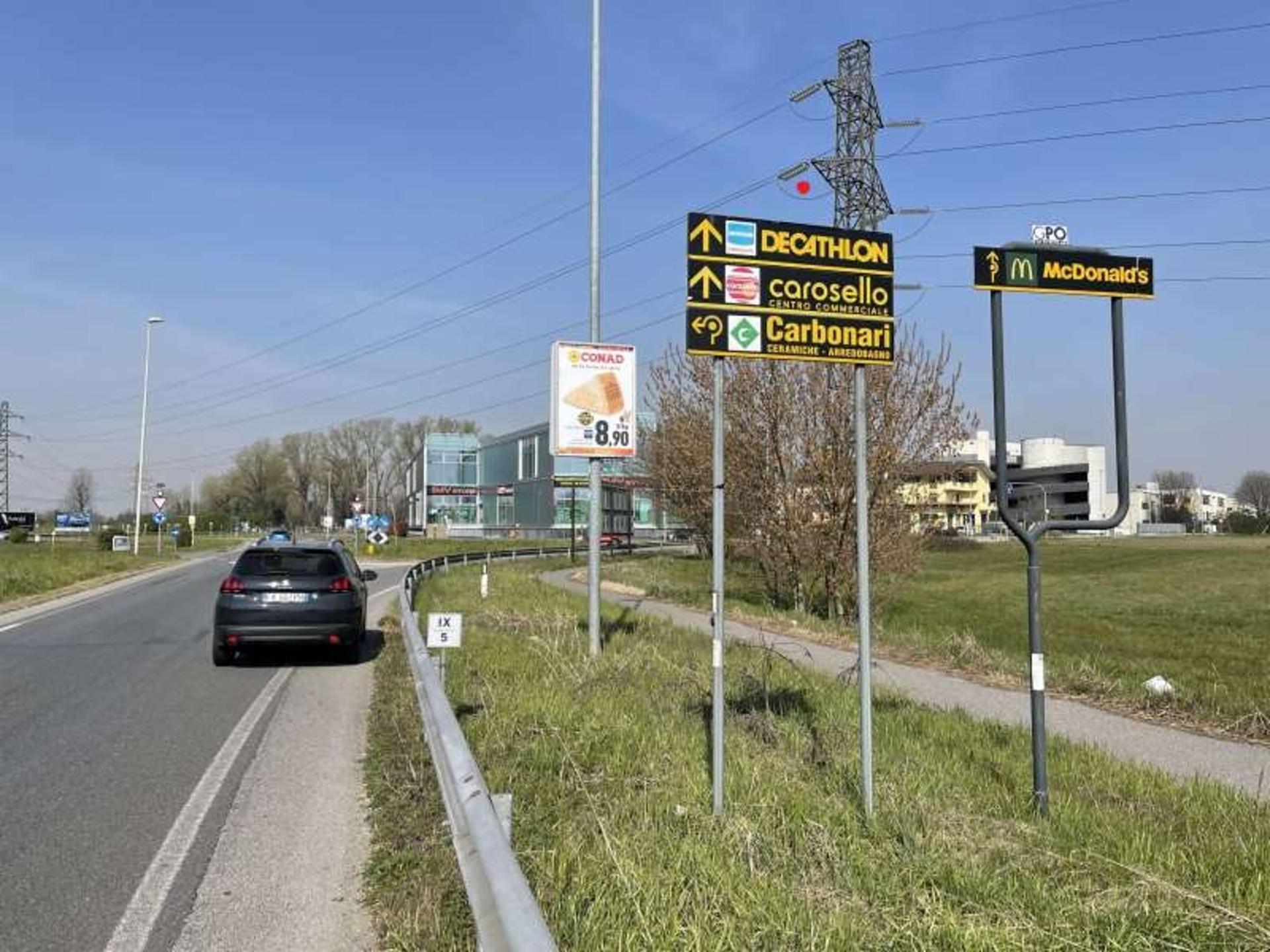 Impianto FRECCE / PREINSEGNE a Cernusco sul Naviglio, in zona Calavera Fresh Mex