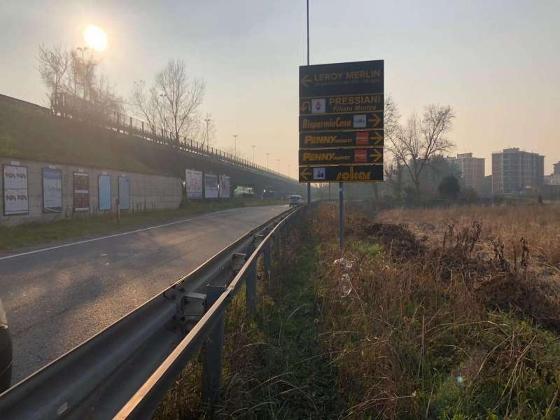 Impianto FRECCE / PREINSEGNE a Monza, in zona Bar Bisboccia