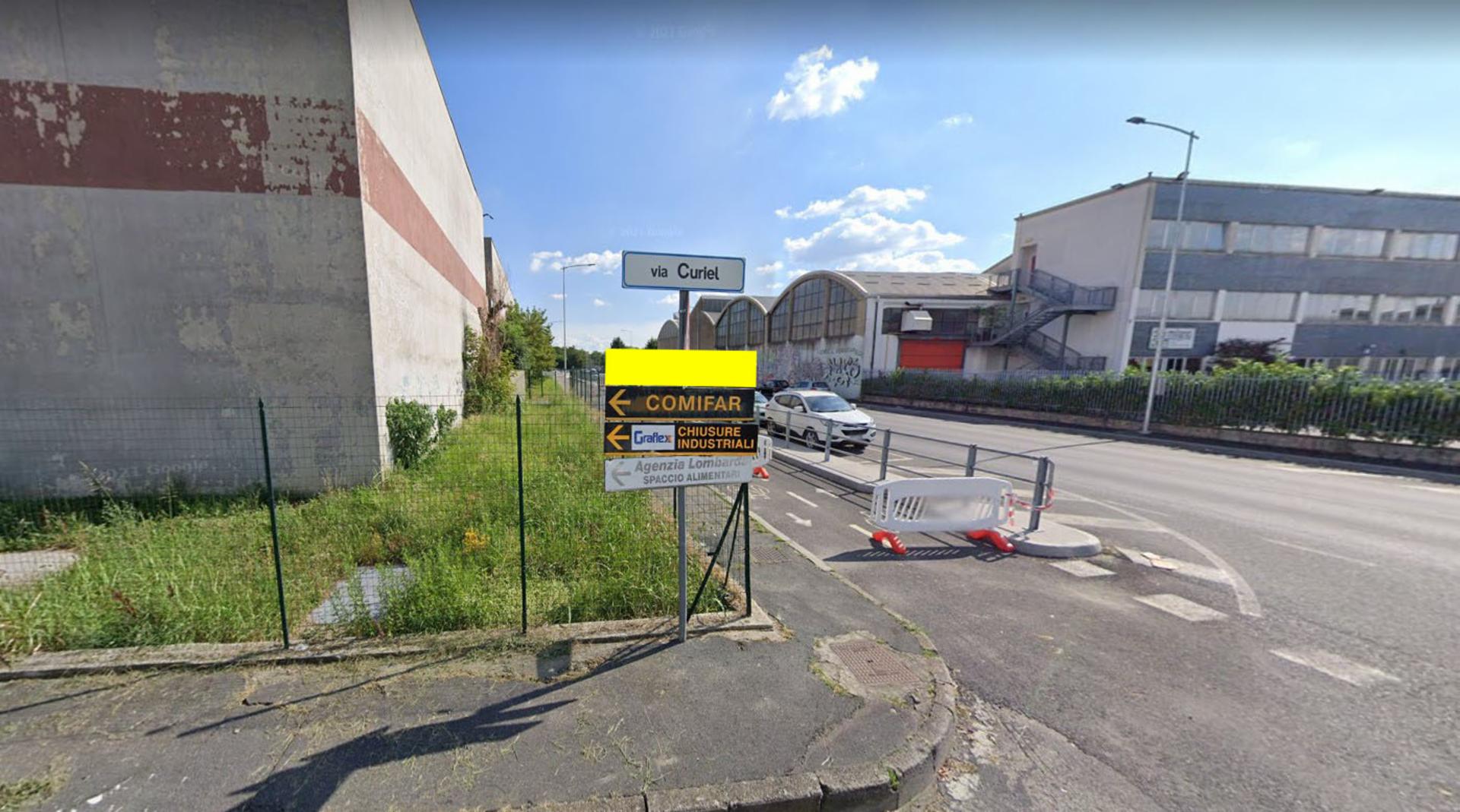 Impianto frecce / preinsegne a Novate Milanese