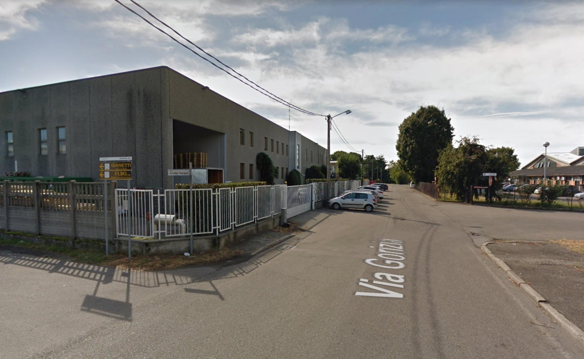 Impianto FRECCE / PREINSEGNE a Saronno, in zona Veneta Cucine