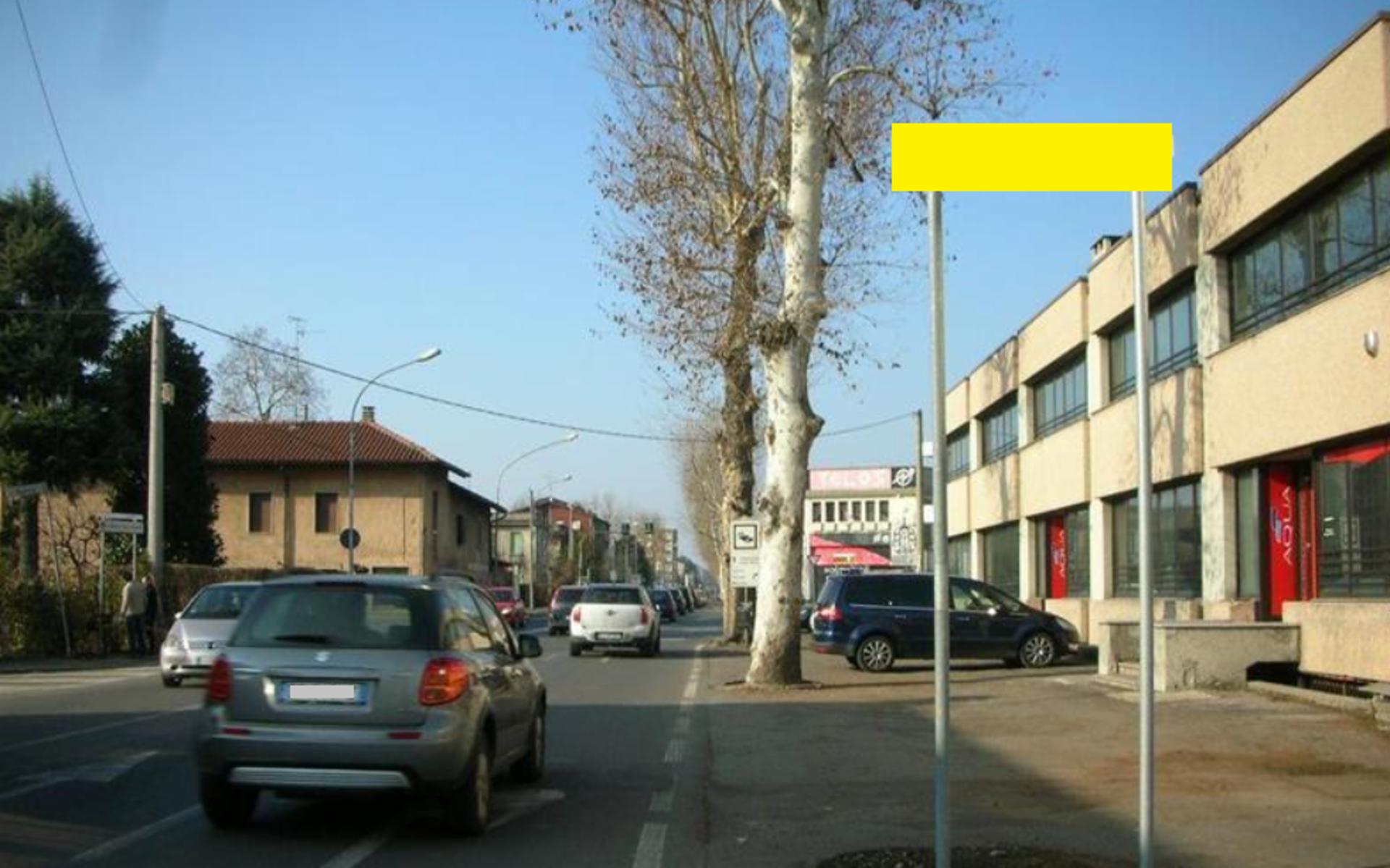 Impianto FRECCE / PREINSEGNE a Saronno, in zona Jeanpierre Arredamenti