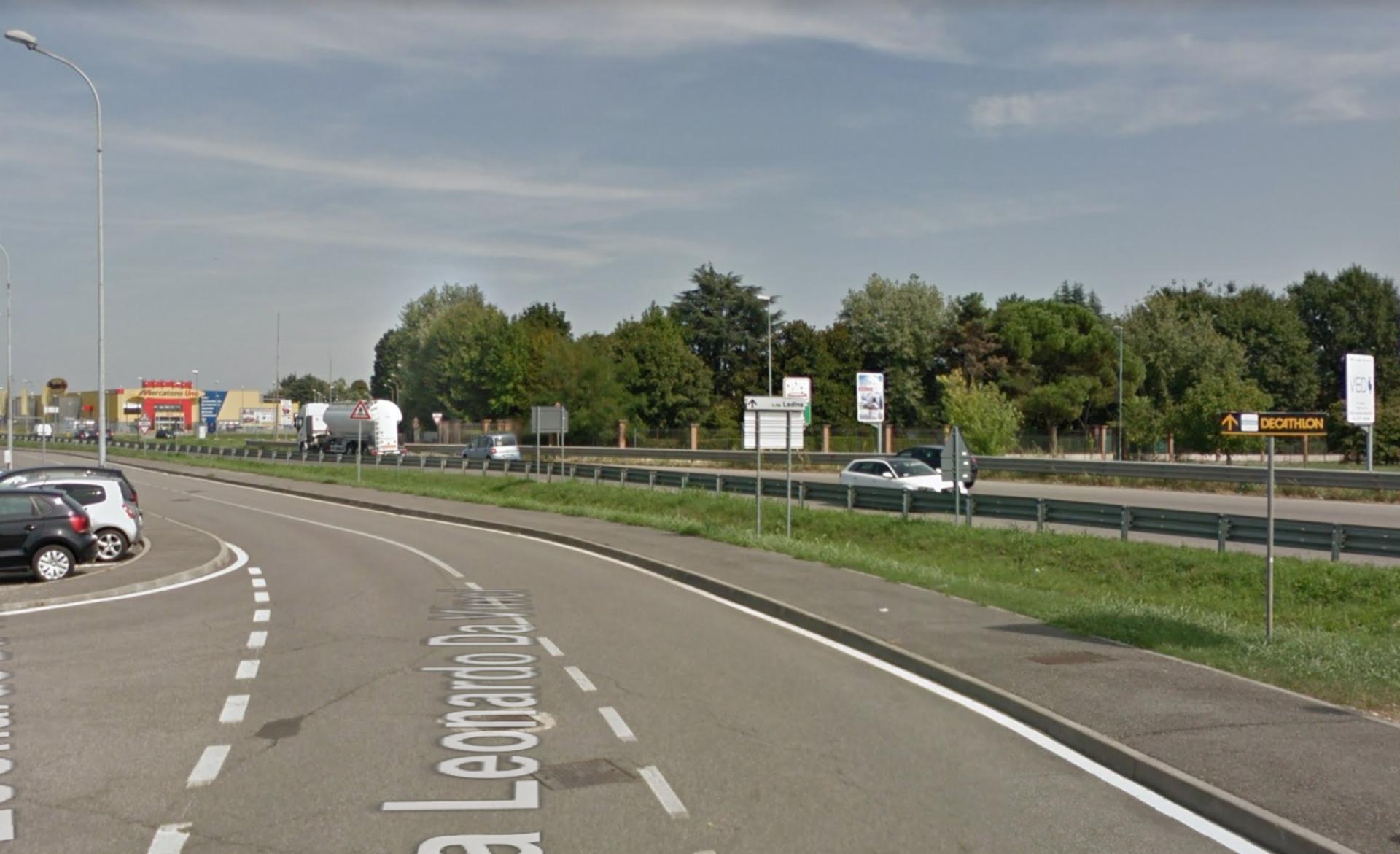 Impianto FRECCE / PREINSEGNE a Pieve Fissiraga, in zona Arredo Bongiorni