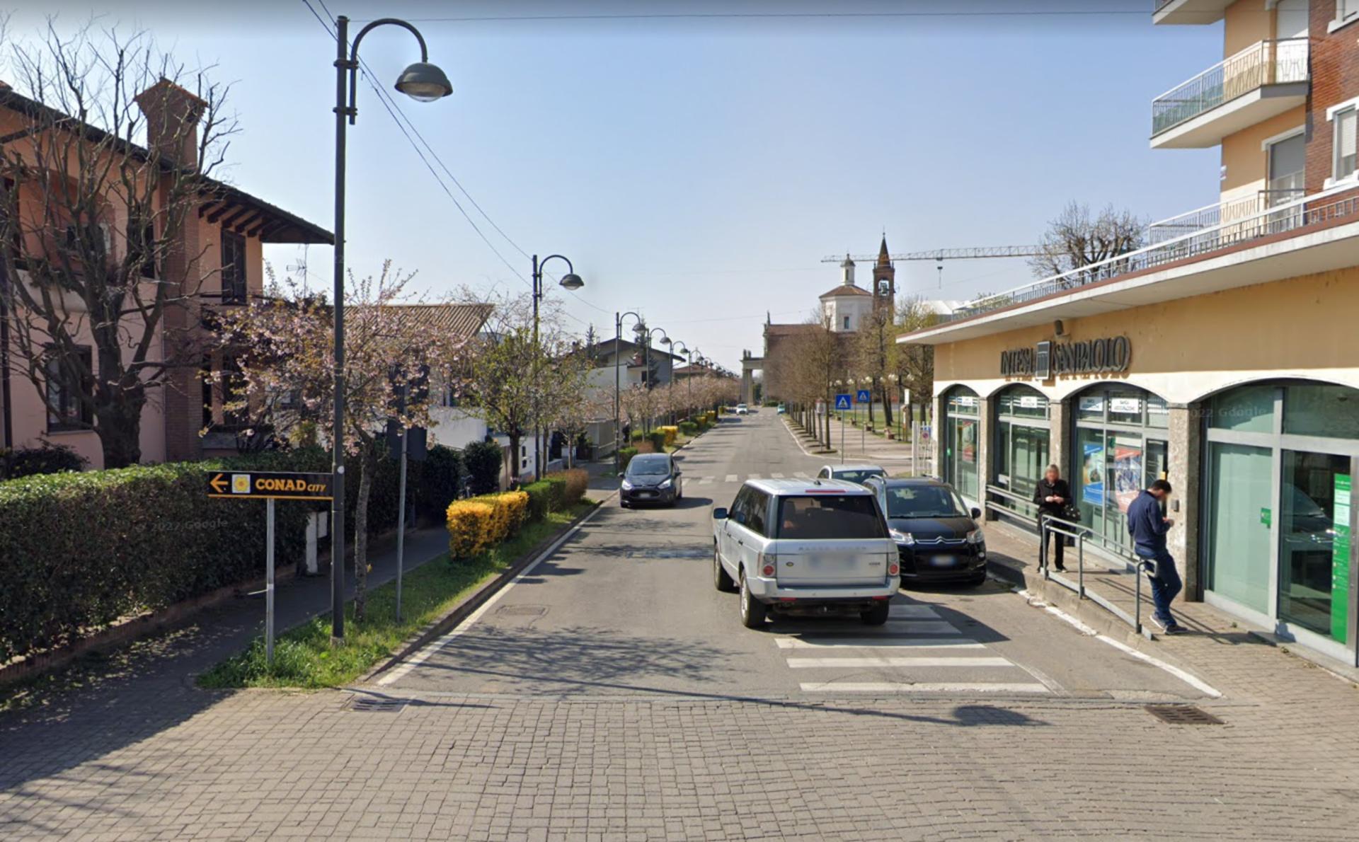 Impianto frecce / preinsegne a Bernate Ticino