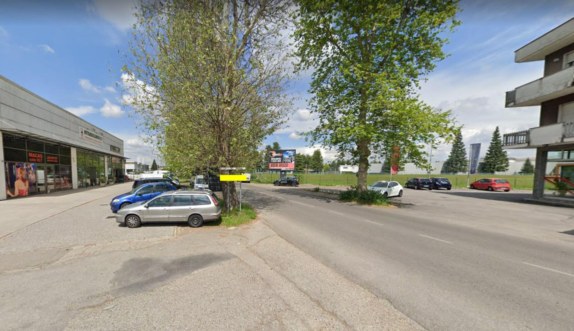 Impianto FRECCE / PREINSEGNE a Saronno, in zona Motoabbigliamento