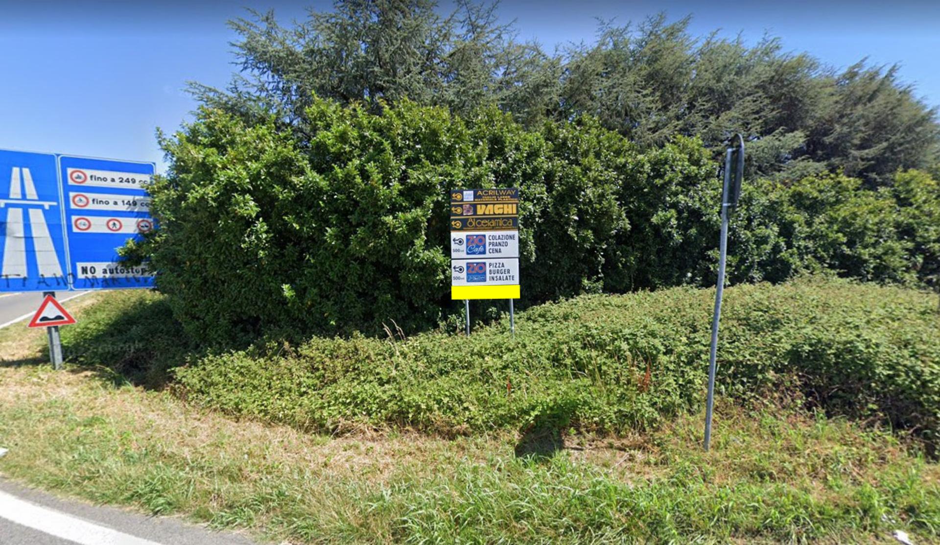 Impianto FRECCE / PREINSEGNE a Bovisio-Masciago, in zona Baresani arredamenti