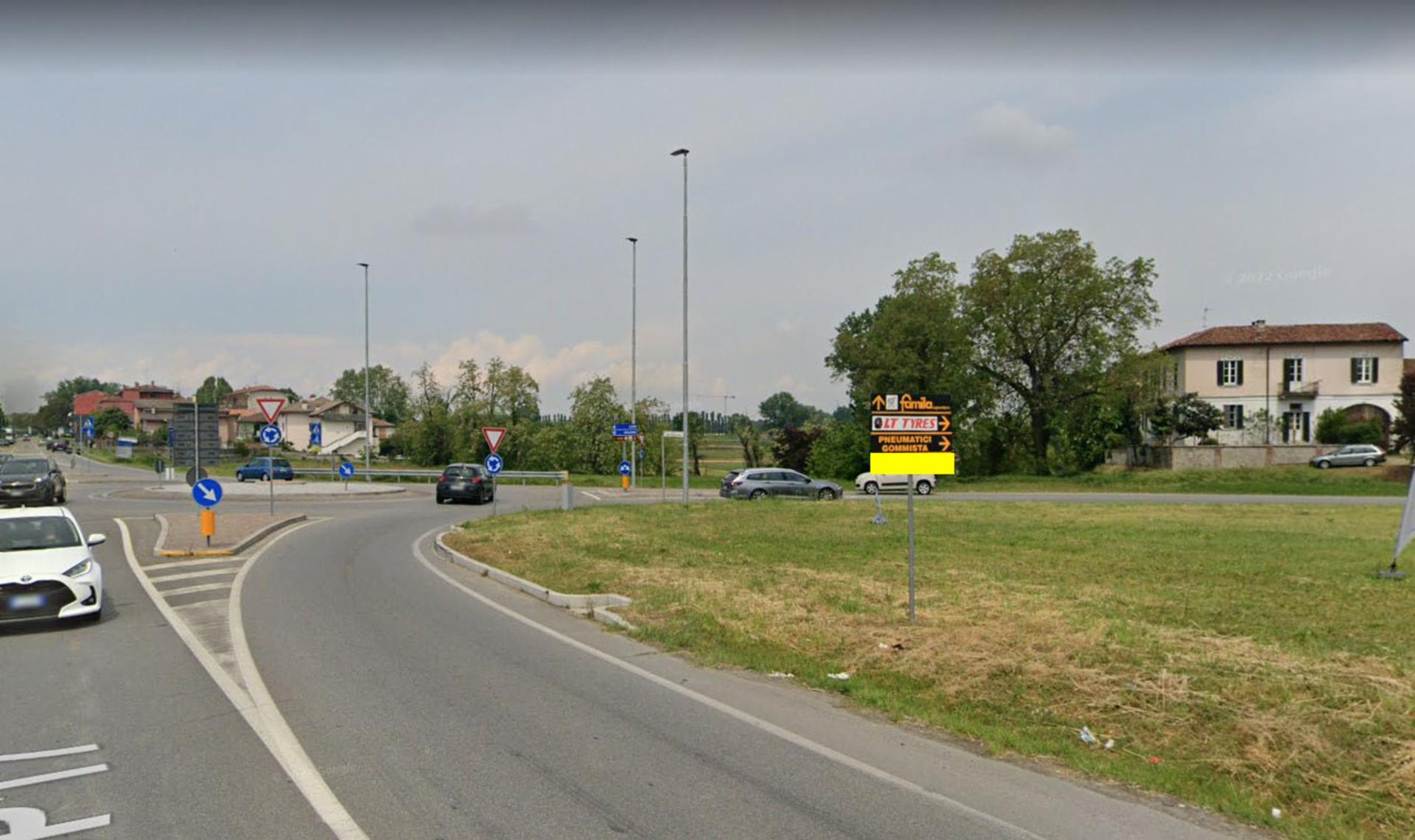 Impianto FRECCE / PREINSEGNE a Sant'Angelo Lodigiano, in zona Famila Superstore