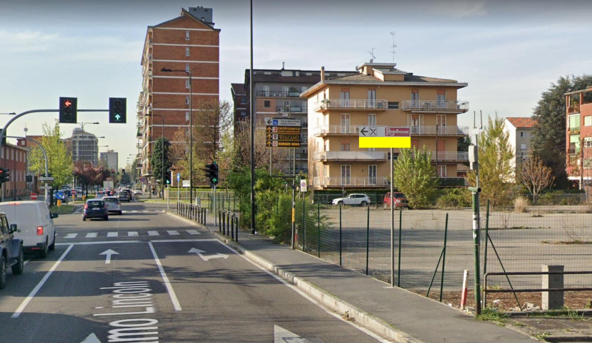 Impianto FRECCE / PREINSEGNE a Cinisello Balsamo, in zona Centro Commerciale La Fontana