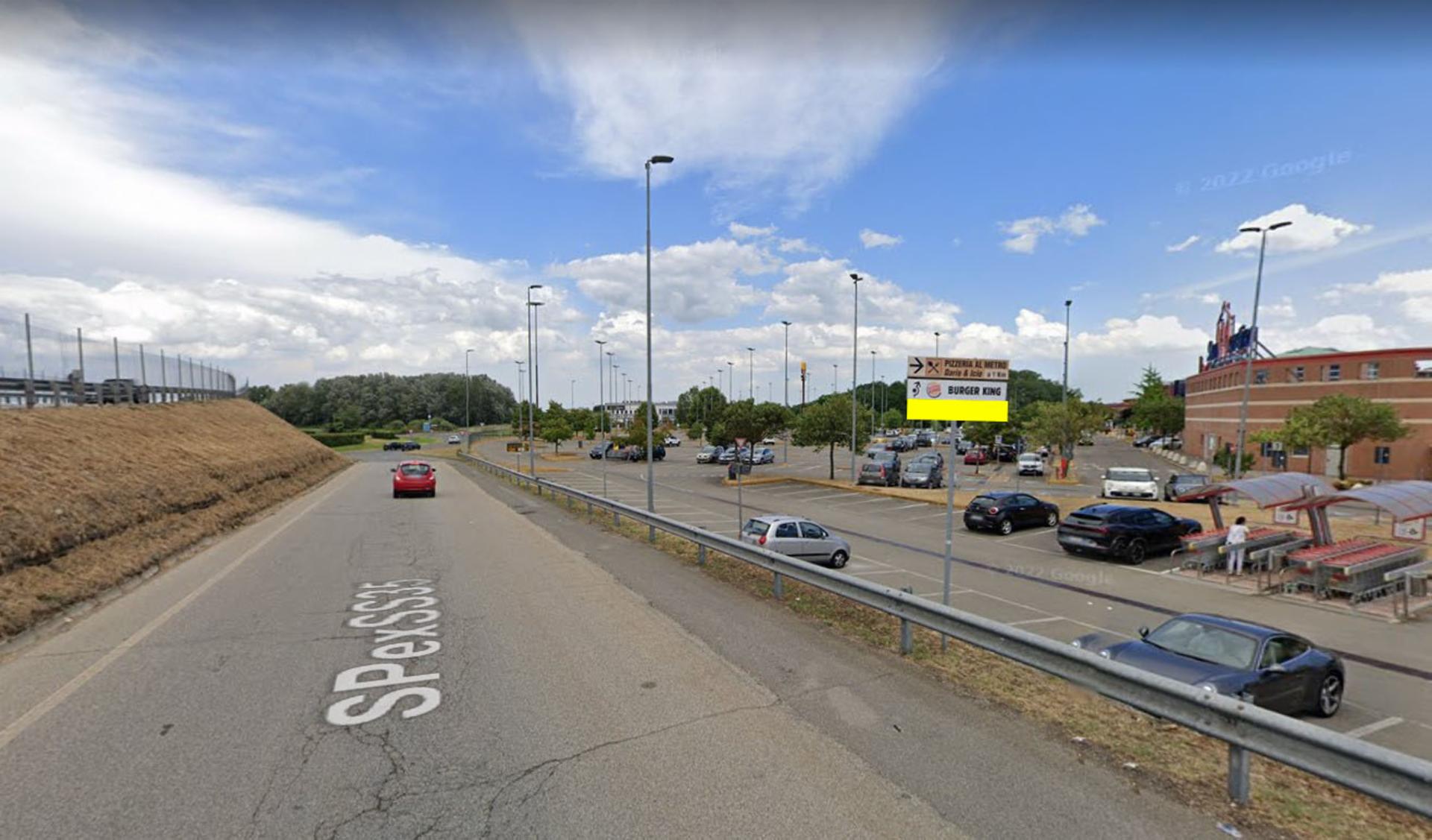 Impianto FRECCE / PREINSEGNE a San Martino Siccomario, in zona Centro Commerciale San Martino