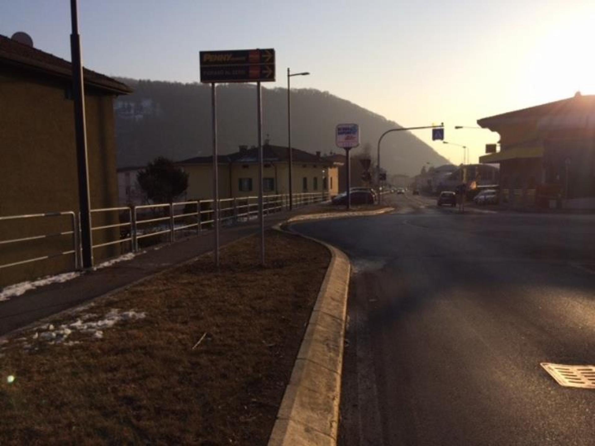 Impianto FRECCE / PREINSEGNE a Vertova, in zona PENNY