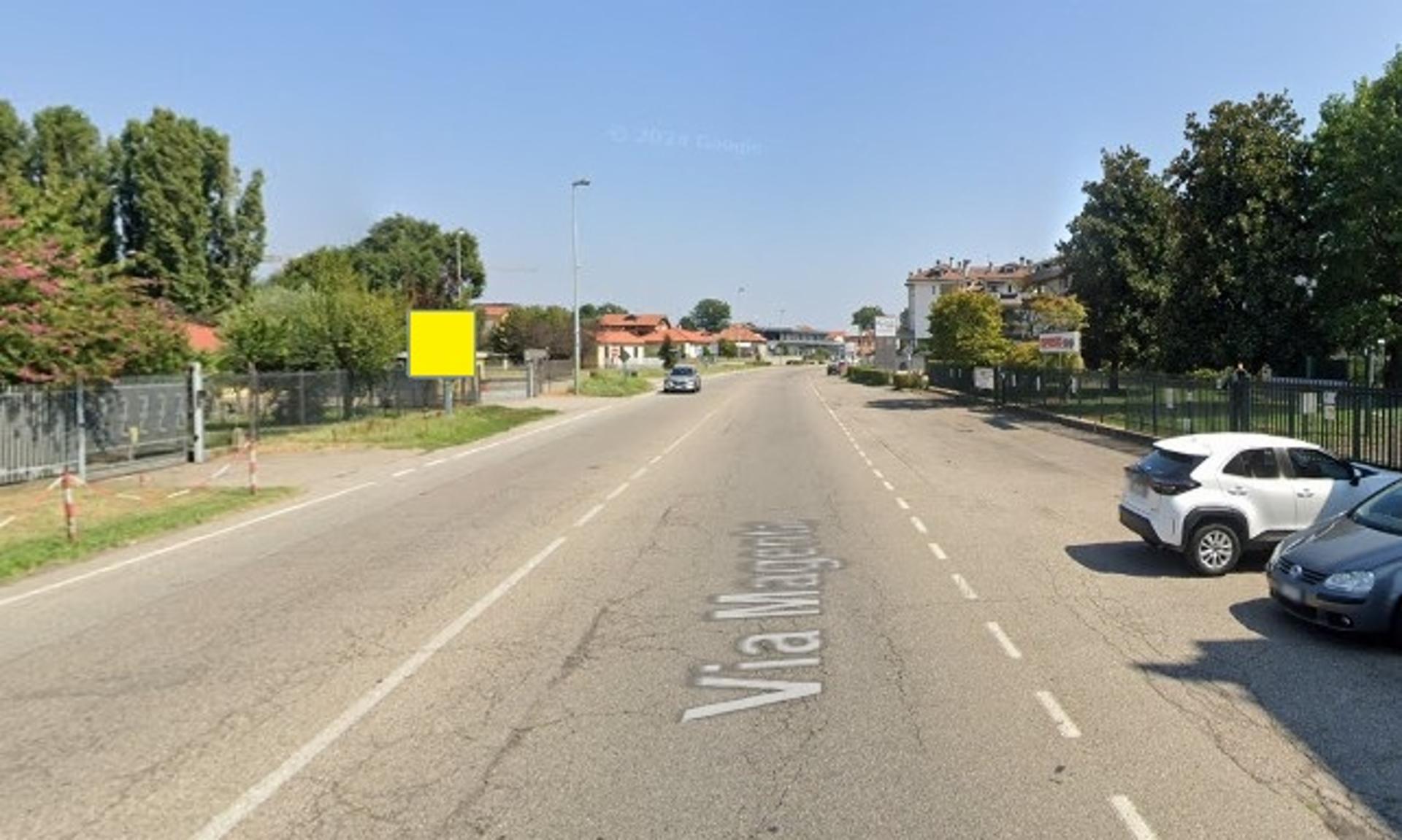 Impianto CARTELLONISTICA a Bareggio, in zona Caffetteria Ranieri