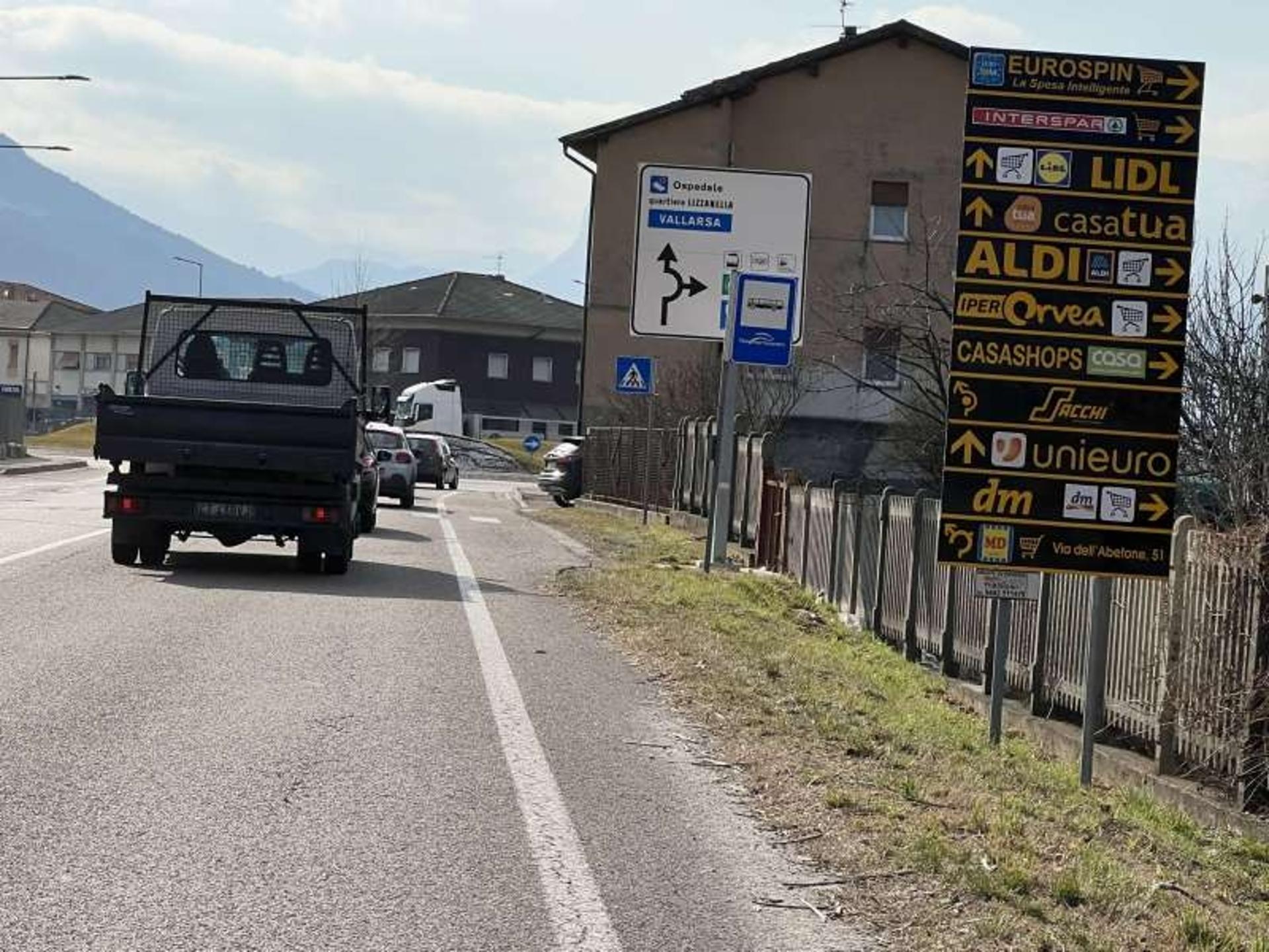 Impianto a Ss 12 Rondo' Con Via della Roggia - Dir Verona  Rovereto
