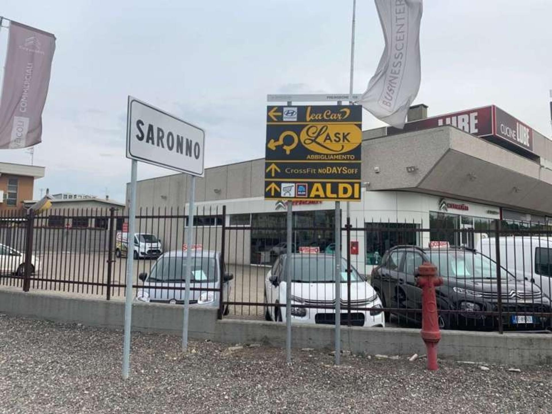 Impianto FRECCE / PREINSEGNE a Saronno, in zona Oliver