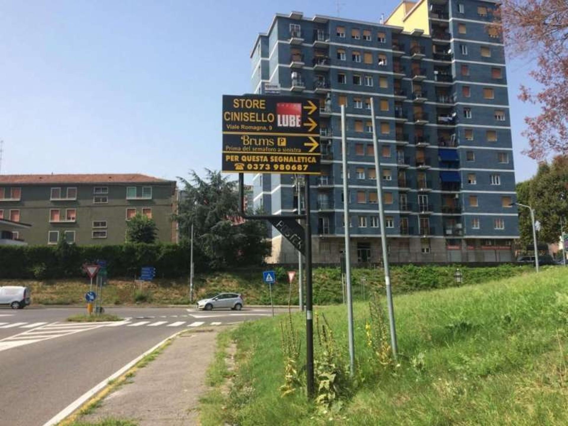 Impianto a Sp005 Km 009+860 Lato DX (svincolo Da Milano)  Sesto San Giovanni