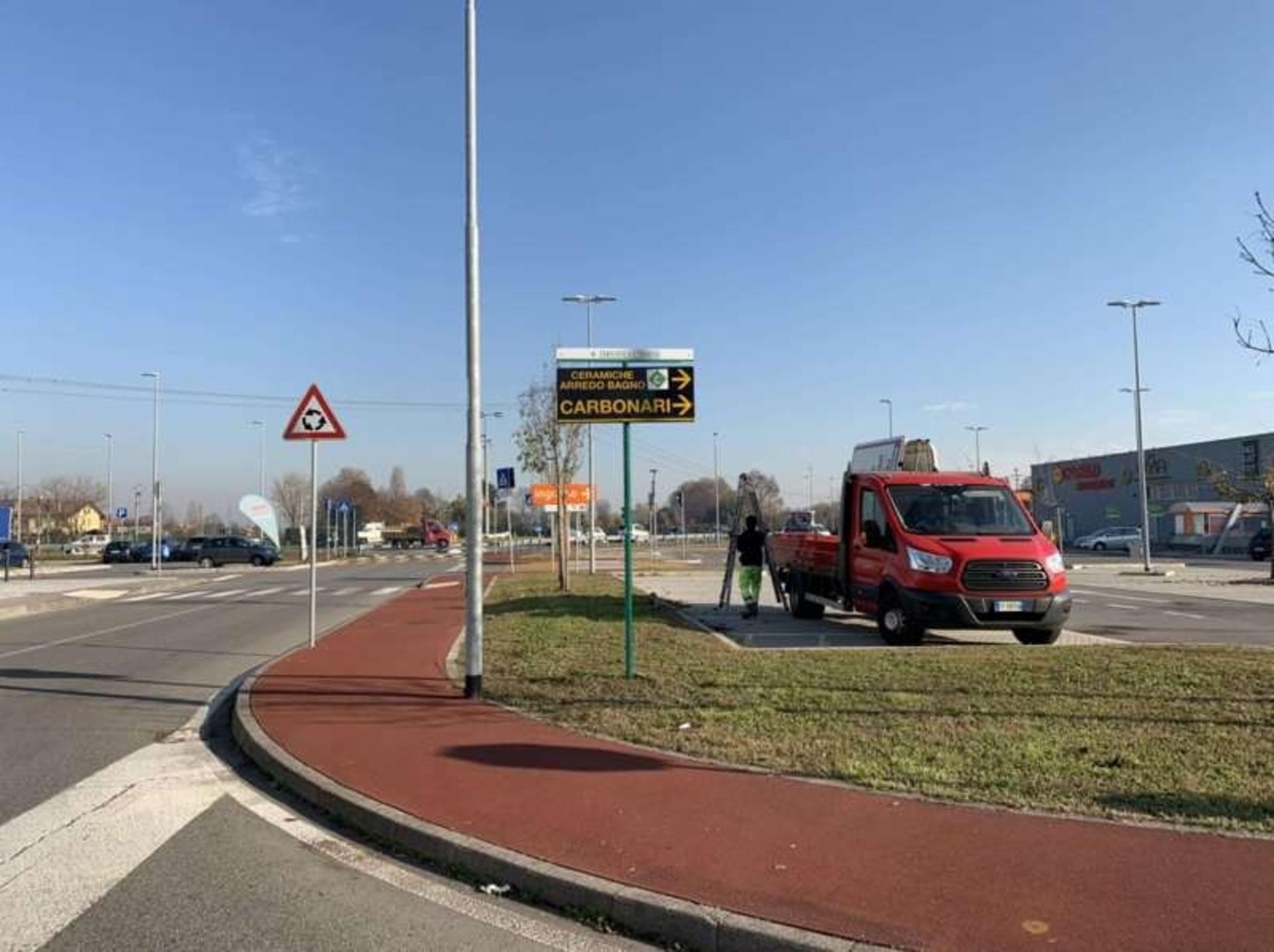 Impianto FRECCE / PREINSEGNE a Cernusco sul Naviglio, in zona Calavera Fresh Mex