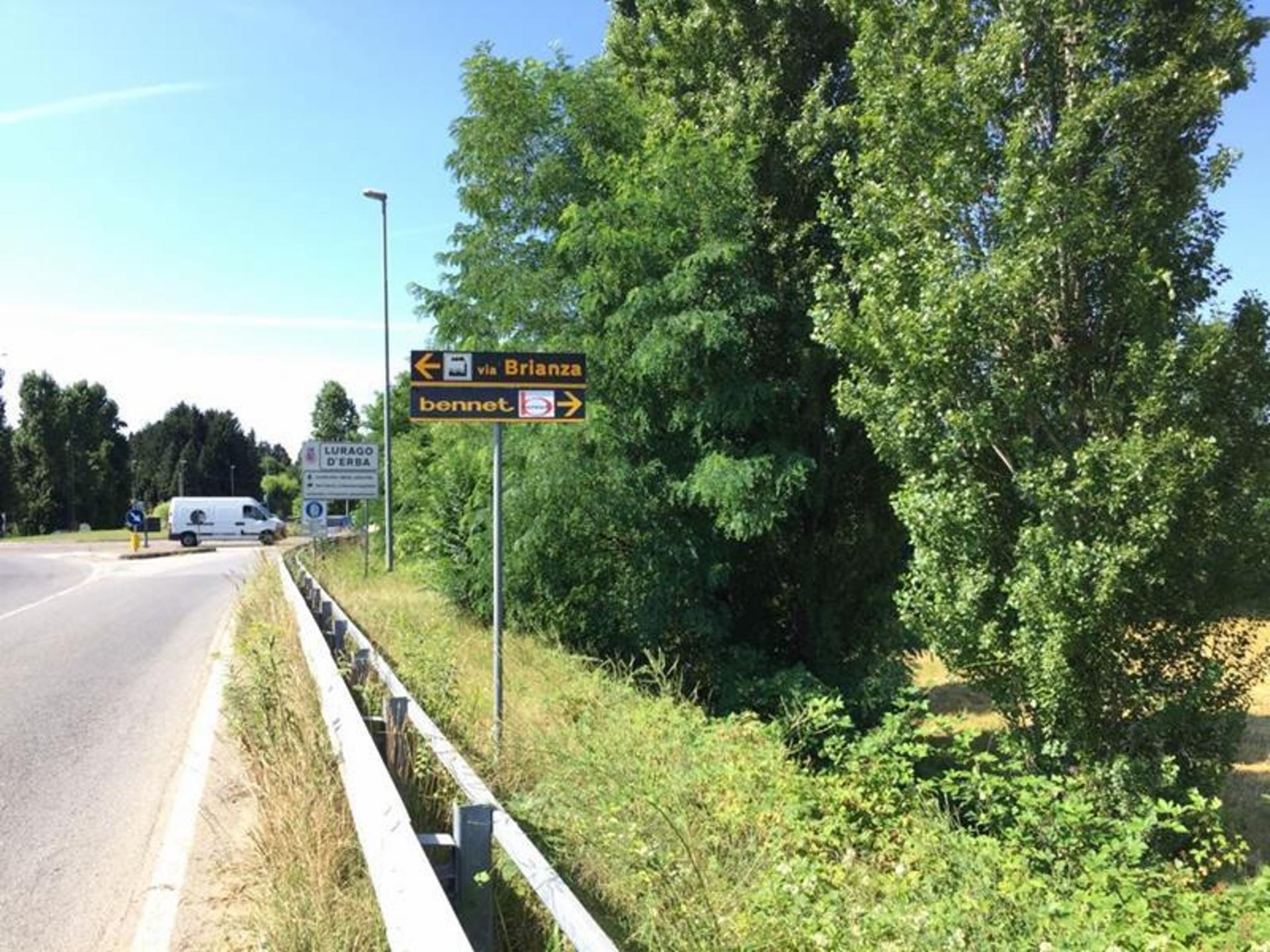 Impianto FRECCE / PREINSEGNE a Lurago d'Erba, in zona NewLife Cafè