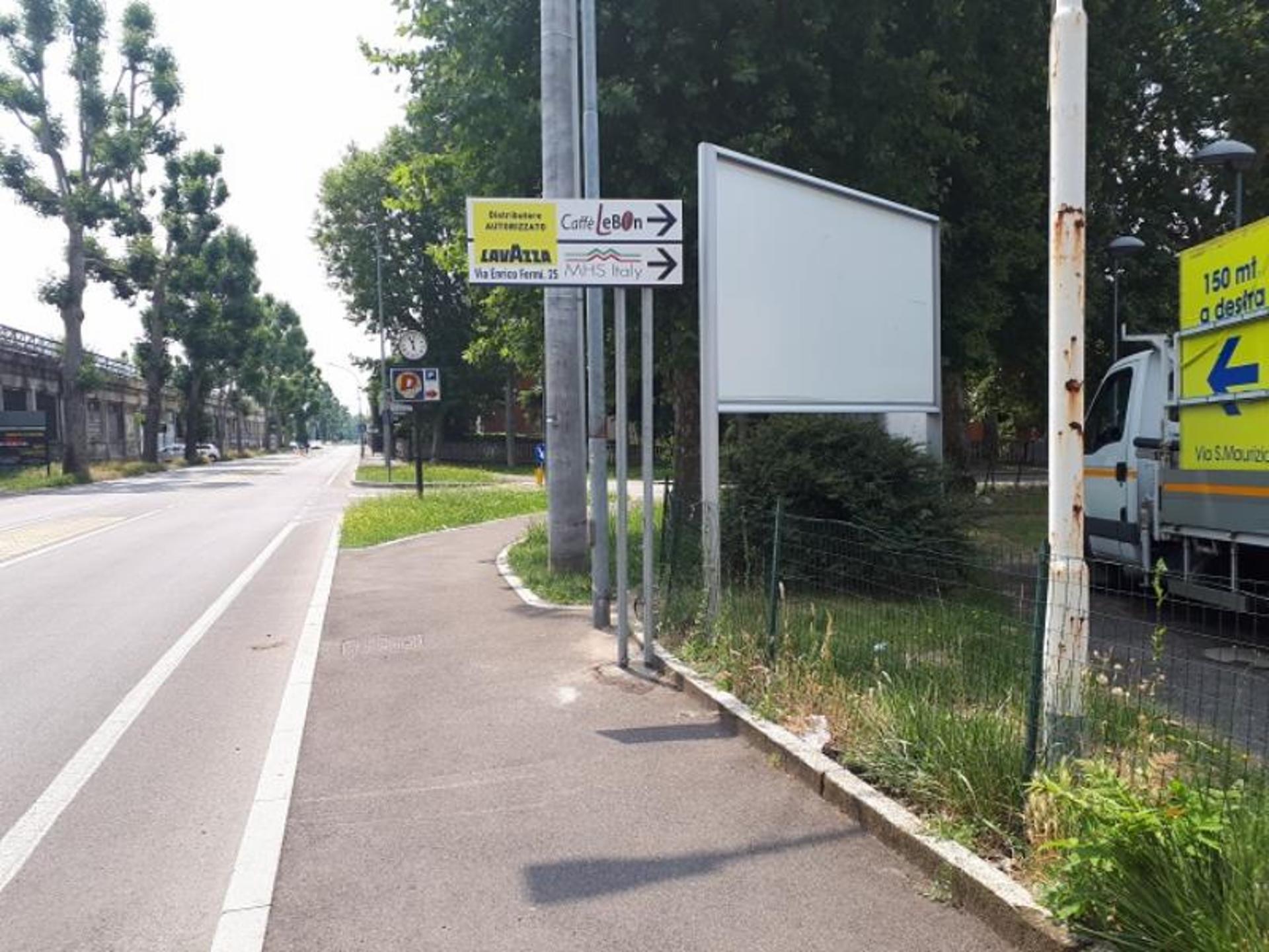 Impianto FRECCE / PREINSEGNE a Saronno, in zona EuroSpin
