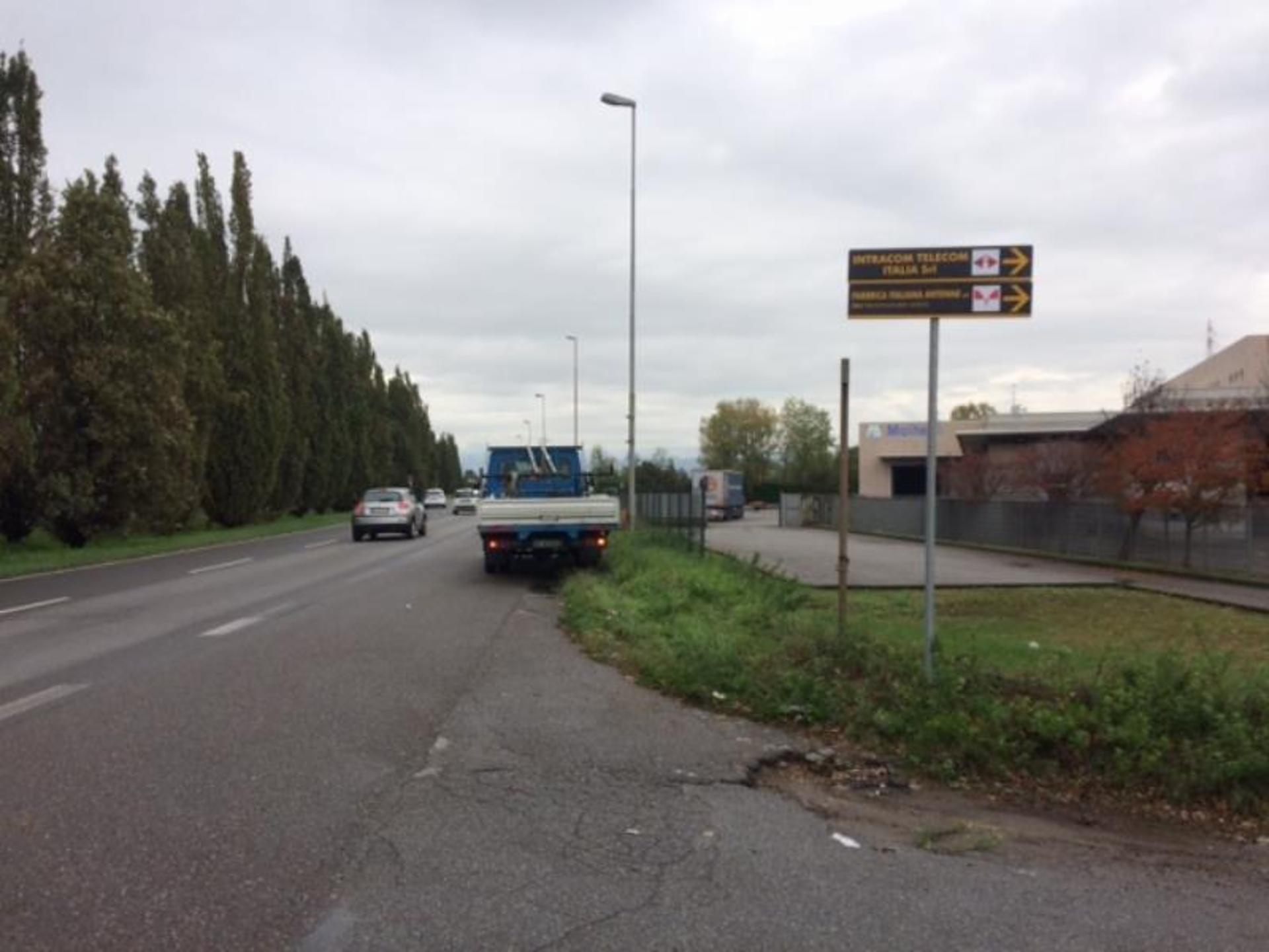 Impianto a VIALE GIAN BATTISTA STUCCHI ANG. VIA I. NIEVO 100 Monza