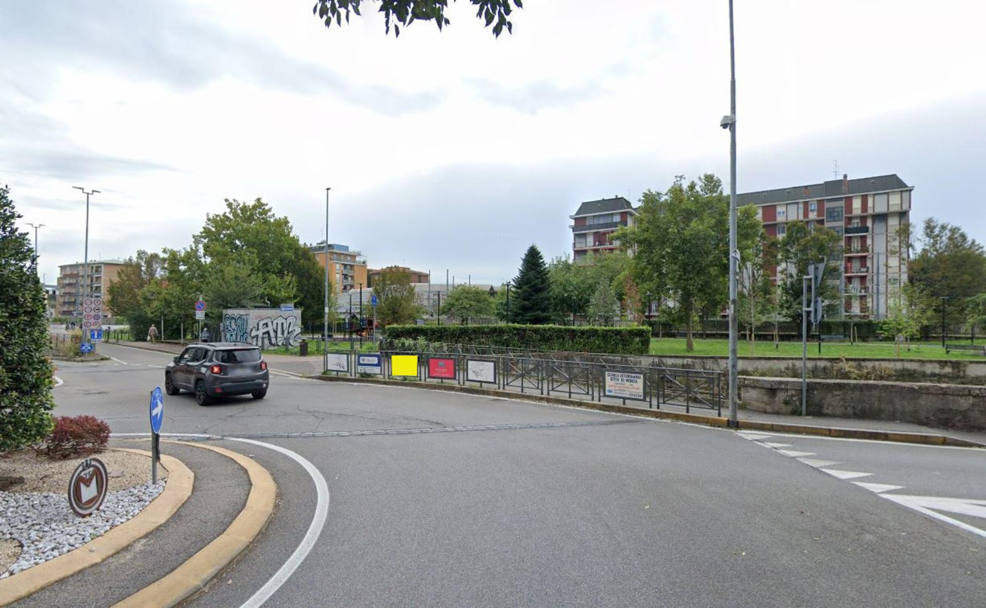 Impianto TRANSENNA a Monza, in zona Vanity Coiffeur