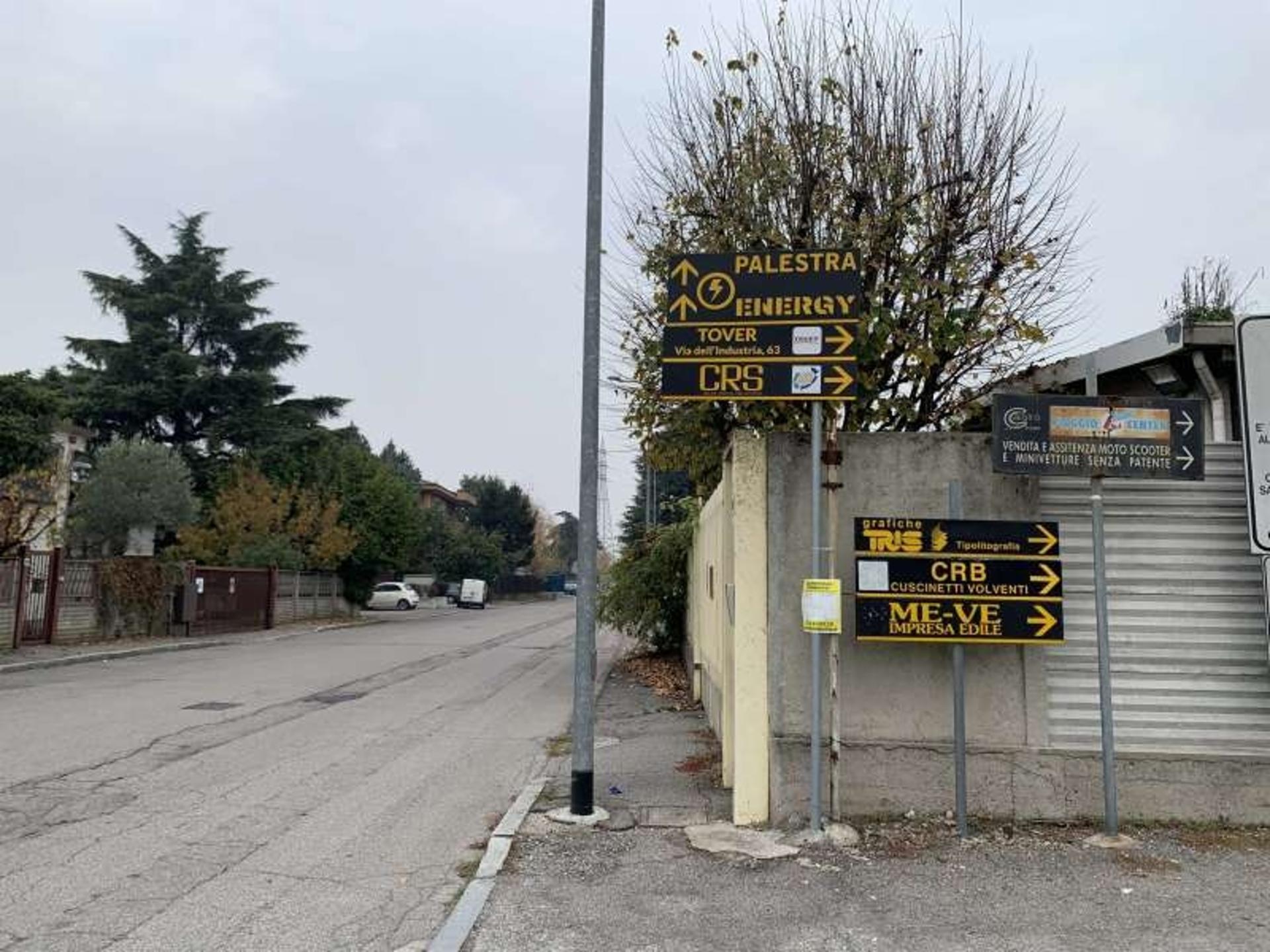 Impianto FRECCE / PREINSEGNE a Paderno Dugnano, in zona In's Mercato