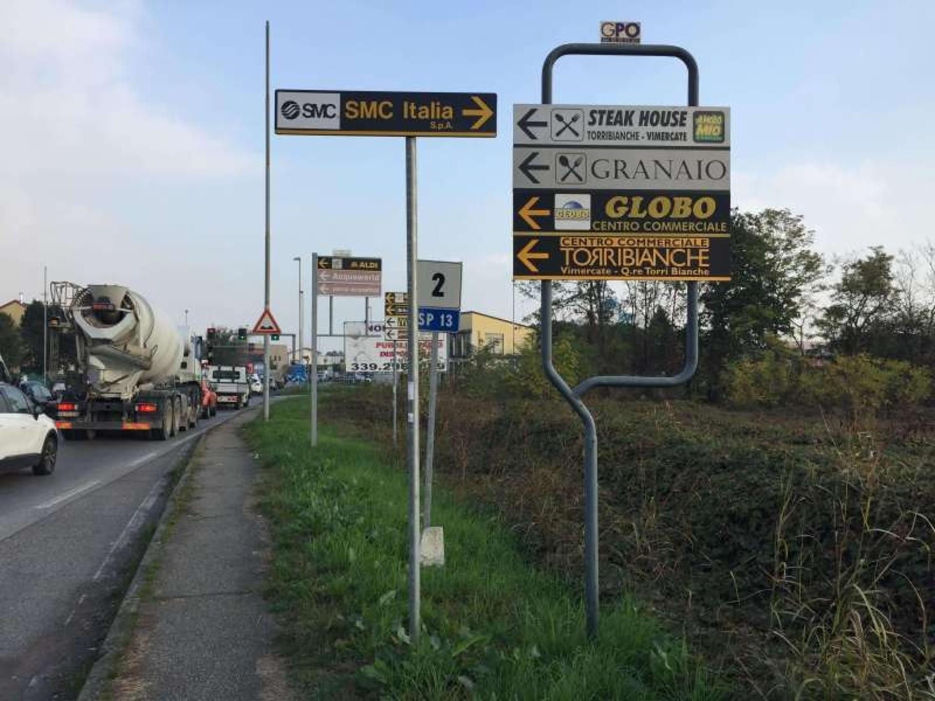 Impianto FRECCE / PREINSEGNE a Monza, in zona Acquaworld