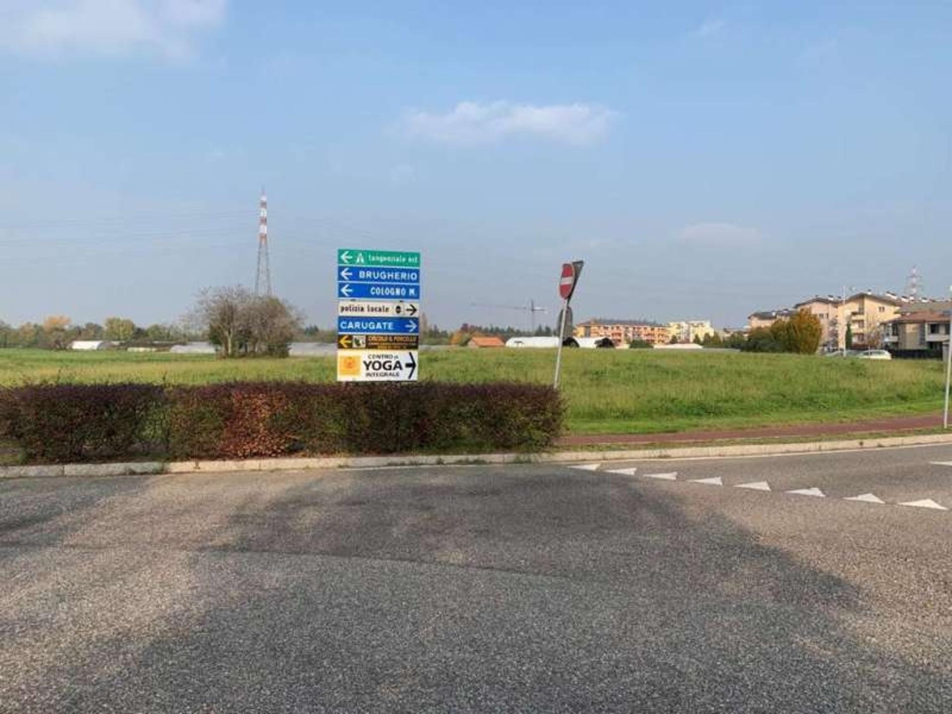 Impianto FRECCE / PREINSEGNE a Cernusco sul Naviglio, in zona Phoenix Parrucchieri