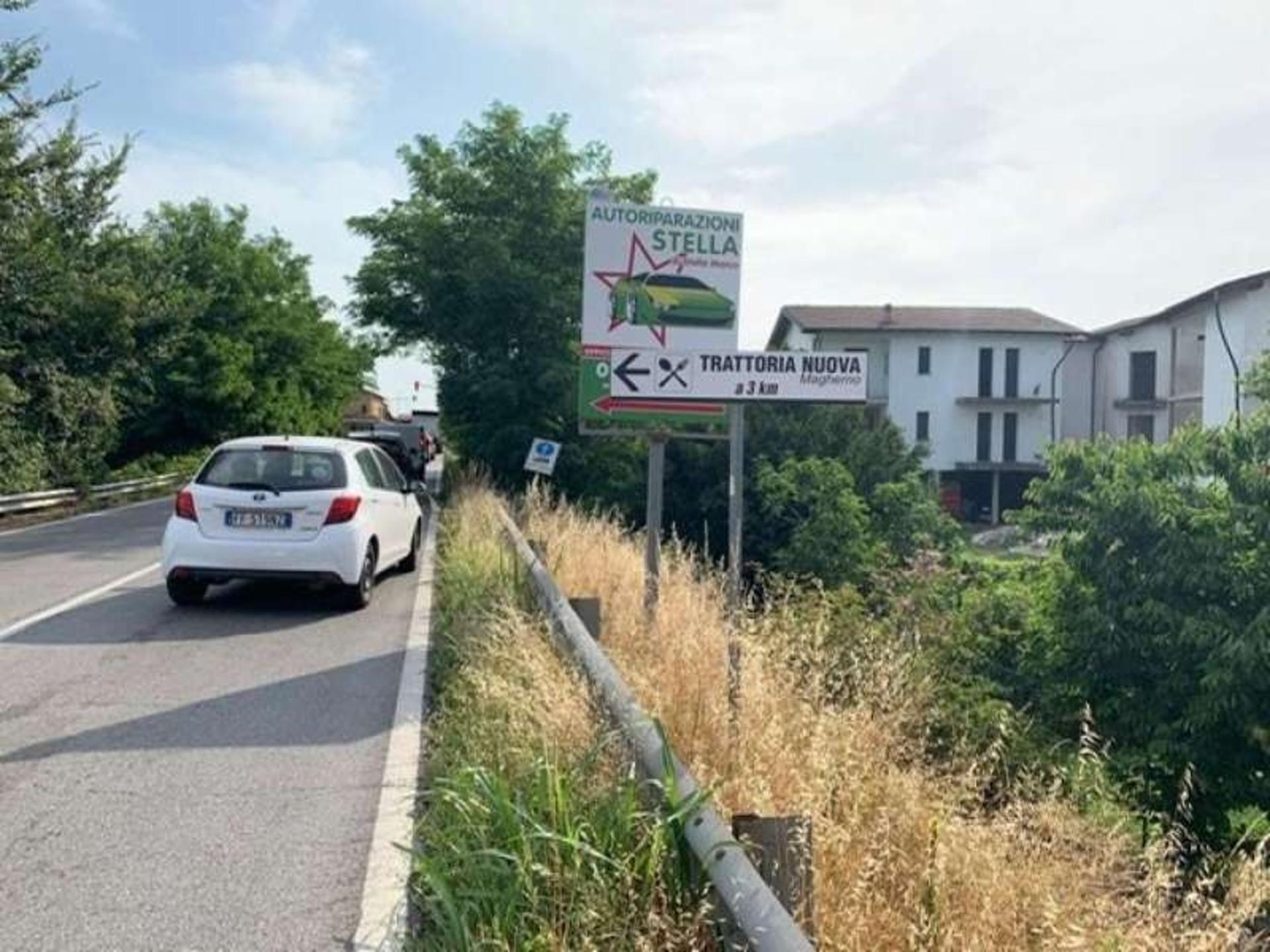 Impianto FRECCE / PREINSEGNE a Copiano, in zona Bar Sport di Amato Giovanni