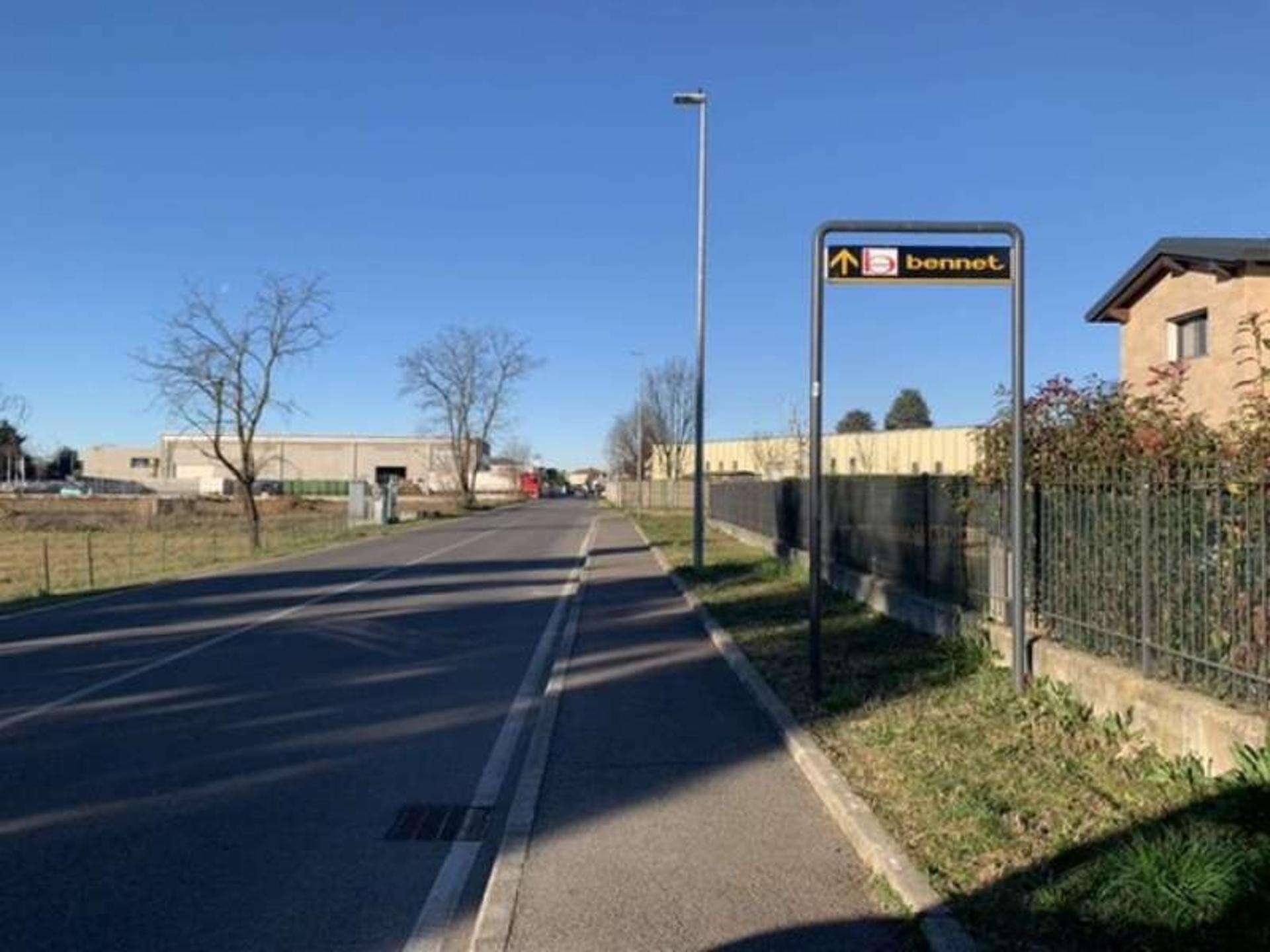 Impianto FRECCE / PREINSEGNE a Lainate, in zona Esselunga