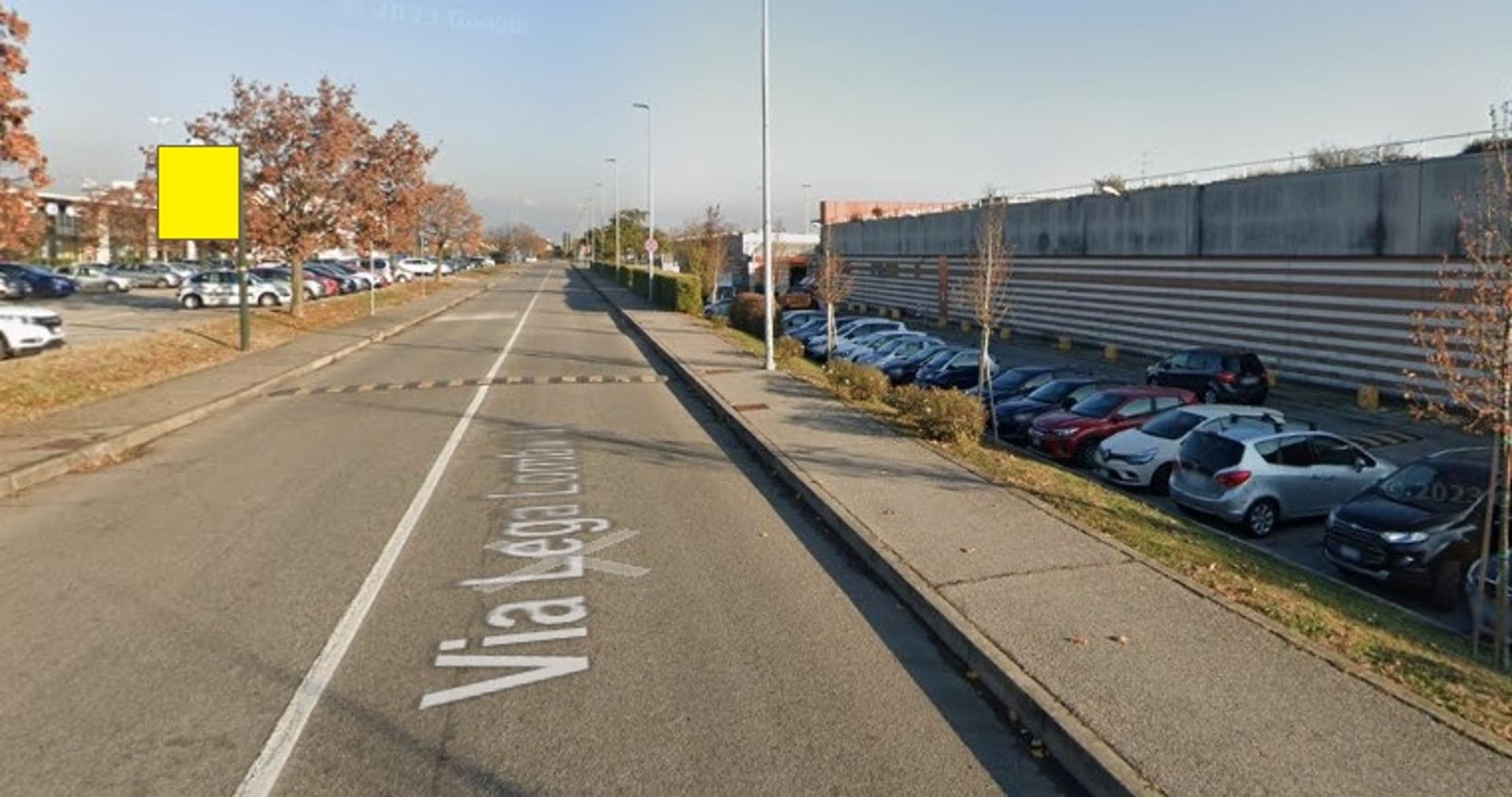 Impianto CARTELLONISTICA a Curno, in zona Centro Commerciale di Curno