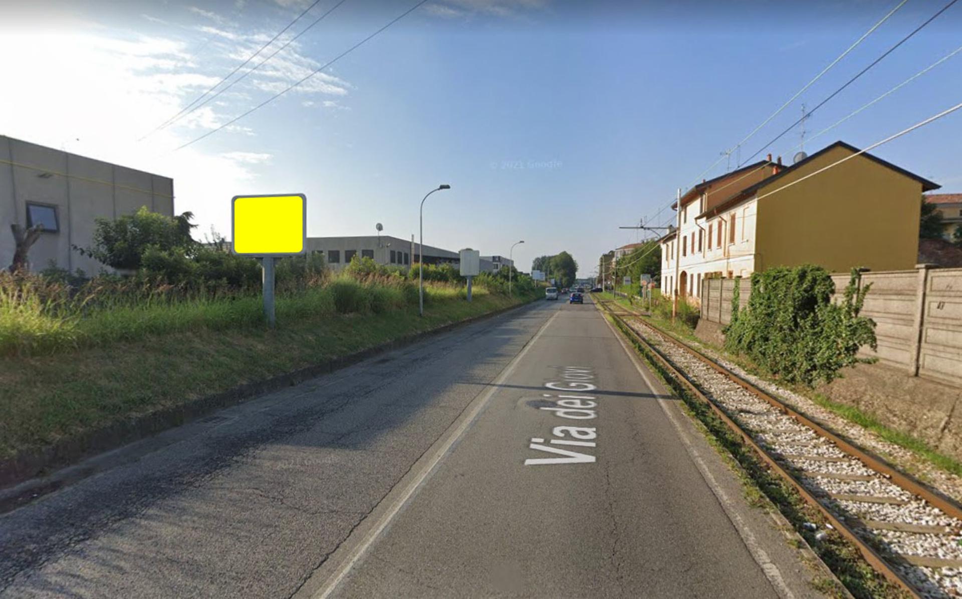 Impianto CARTELLONISTICA a Cormano, in zona Falar