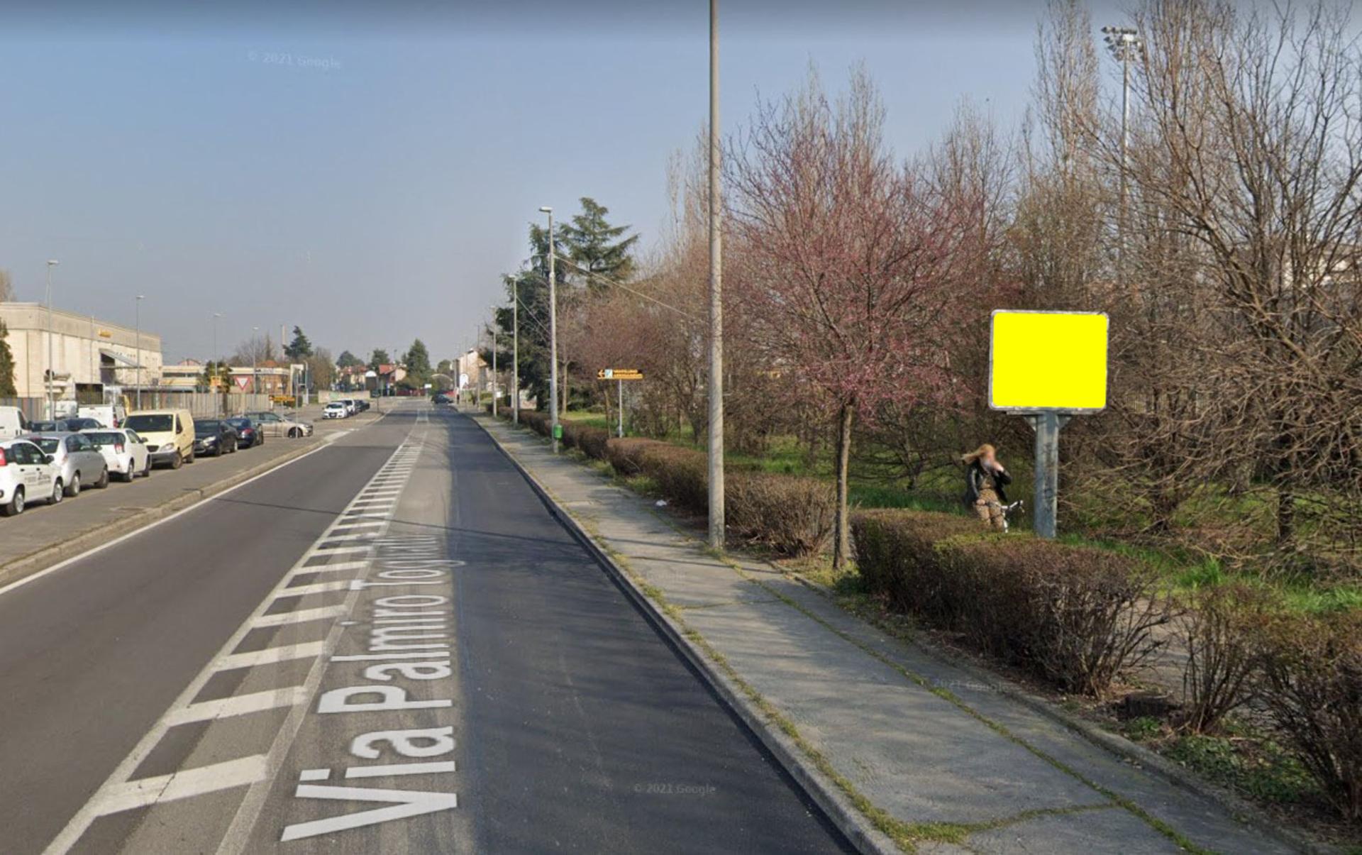 Impianto CARTELLONISTICA a Paderno Dugnano, in zona Eni Shop