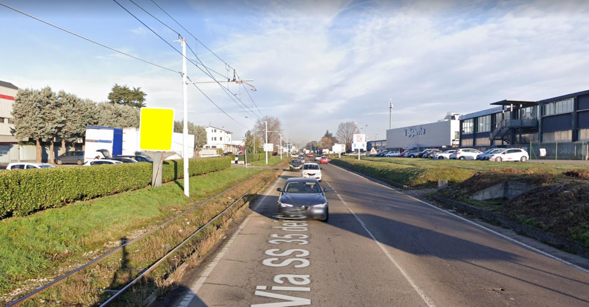 Impianto CARTELLONISTICA a Paderno Dugnano, in zona Pepe 68