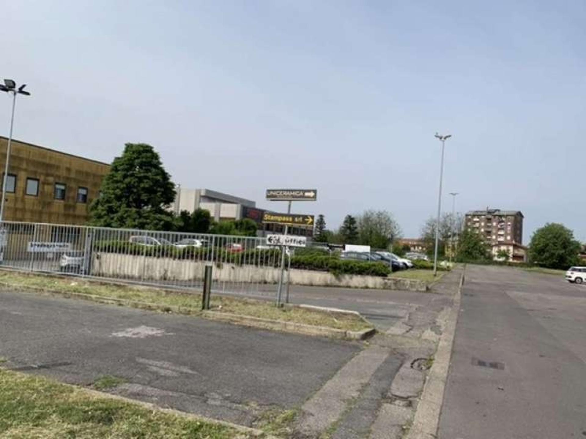 Impianto FRECCE / PREINSEGNE a Bovisio-Masciago, in zona Carrefour Market