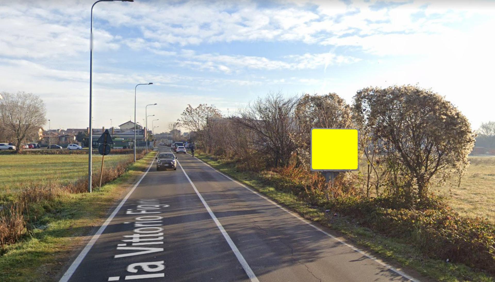 Impianto CARTELLONISTICA a Cormano, in zona Parrucchiere per uomo