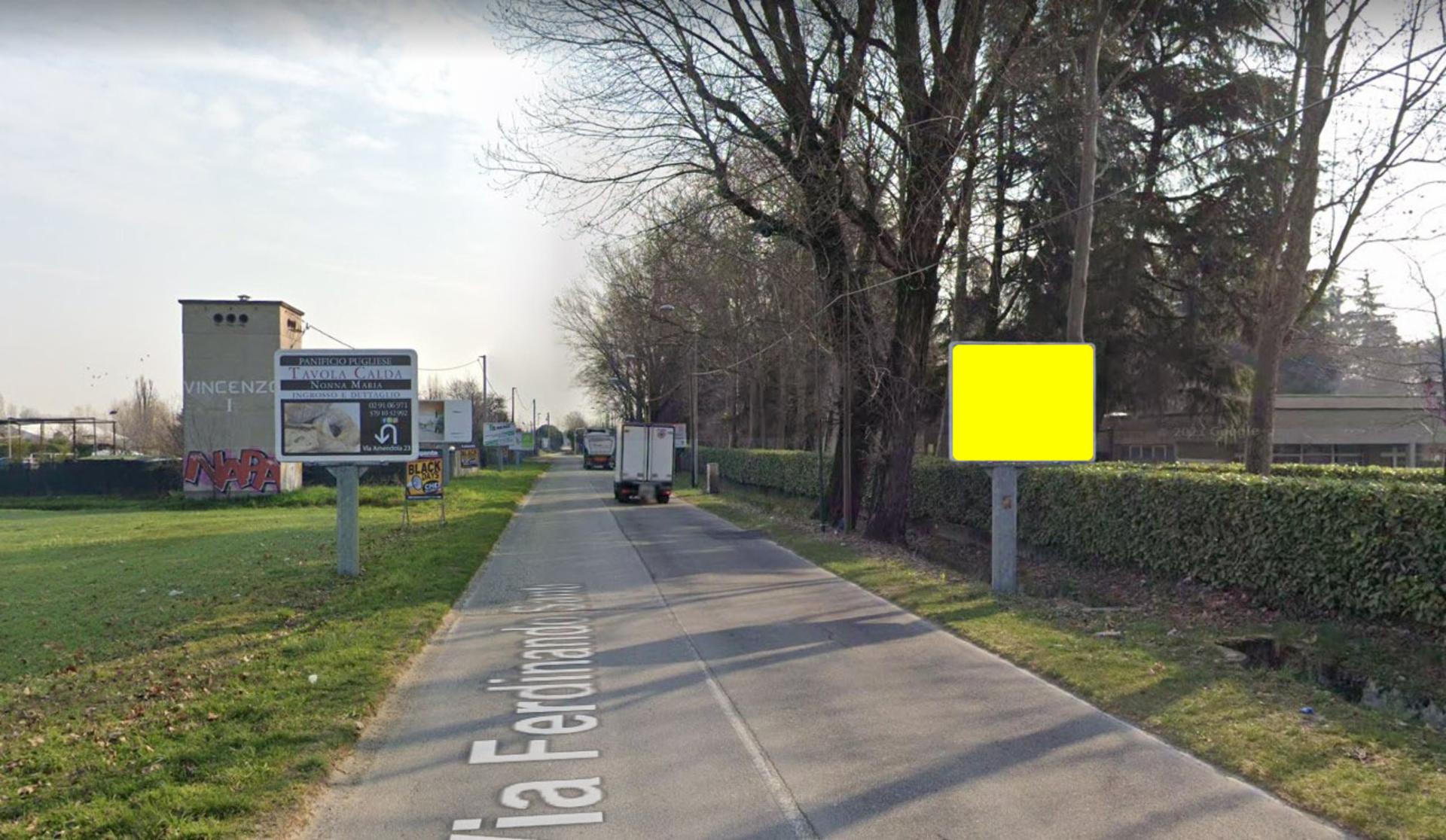 Impianto CARTELLONISTICA a Paderno Dugnano, in zona Elvira