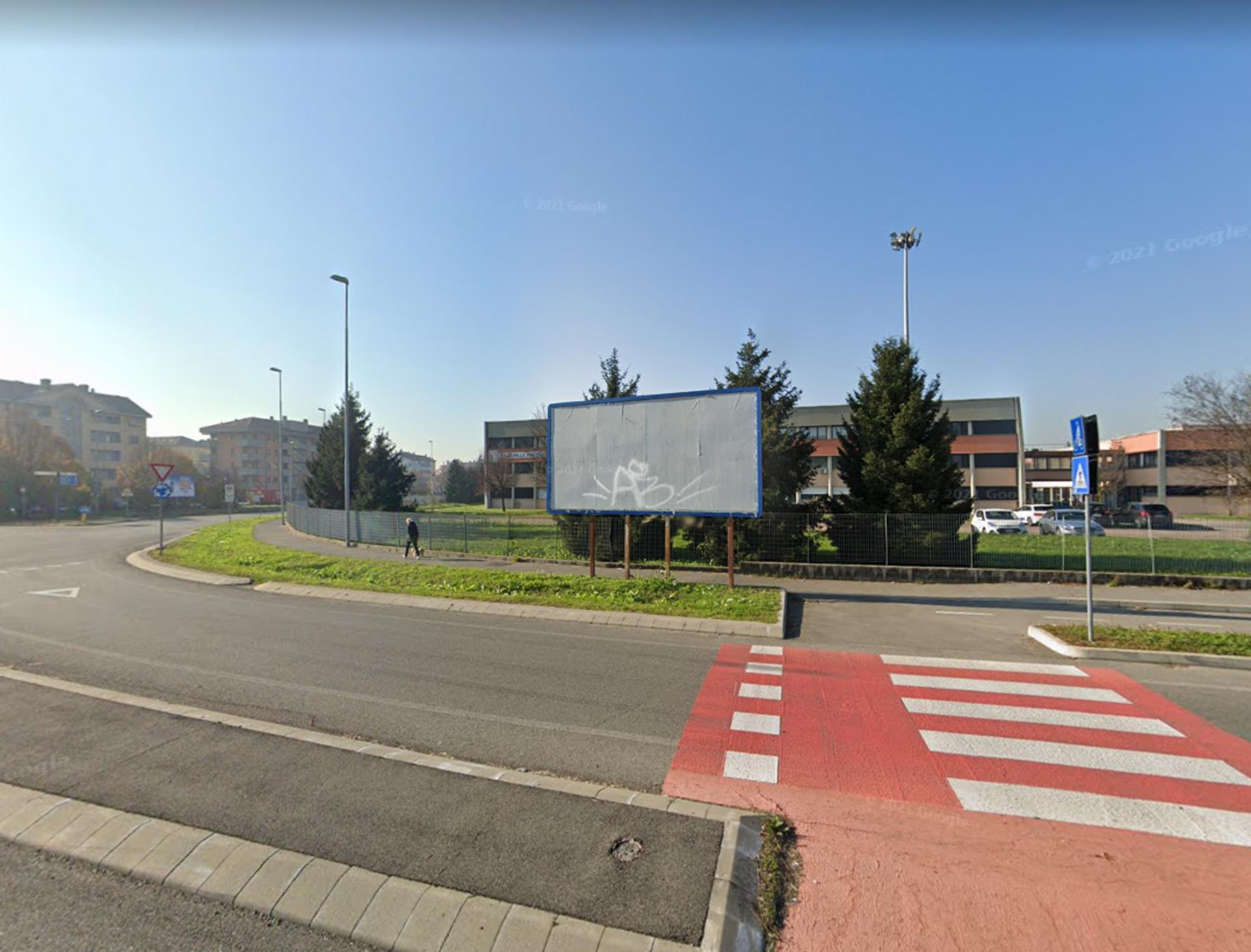 Impianto 6 X 3 a Monza, in zona Bar Atlantic