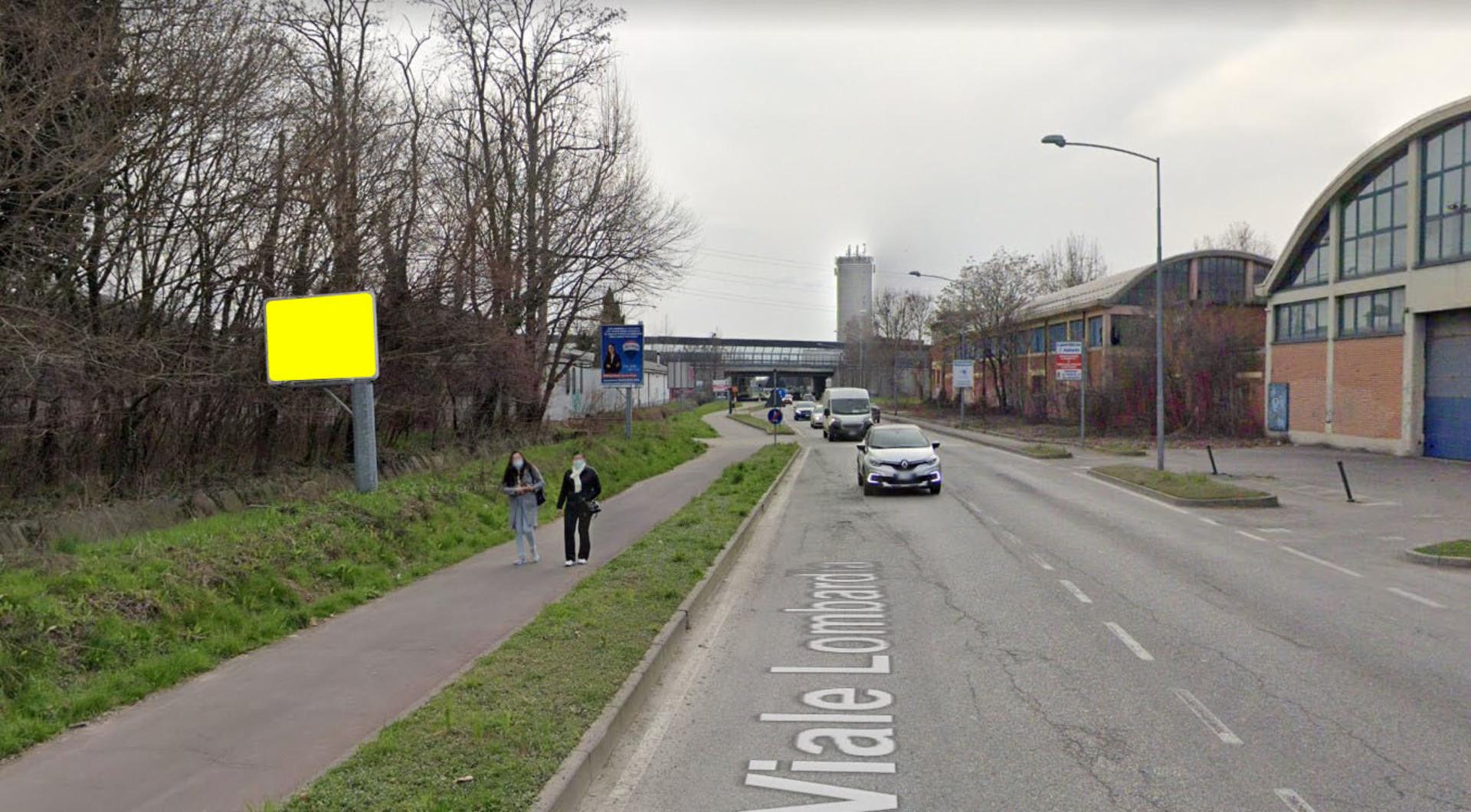 Impianto CARTELLONISTICA a Brugherio, in zona Arredo 2