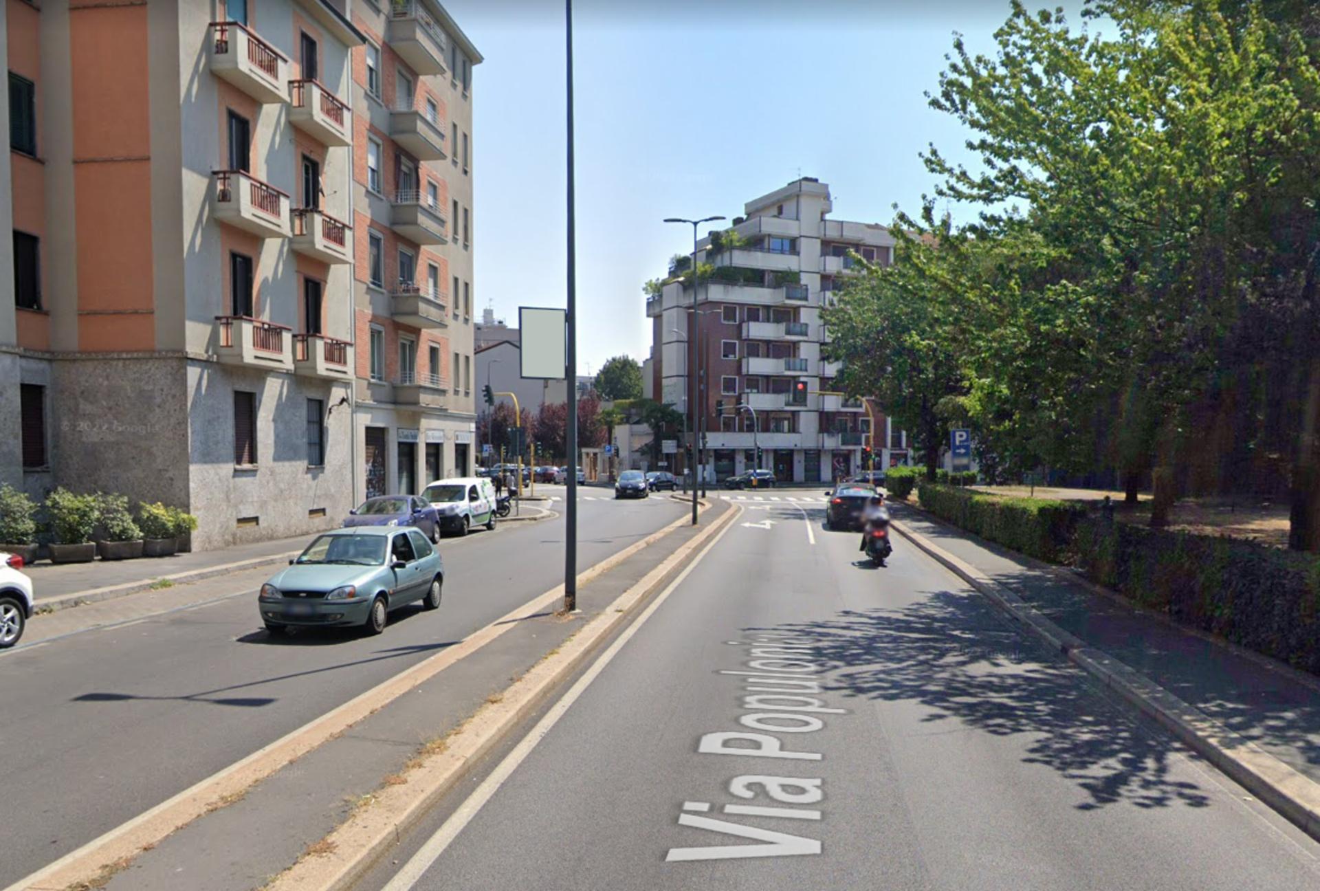 Impianto TARGA PALO a Milano, in zona CM Minimarket