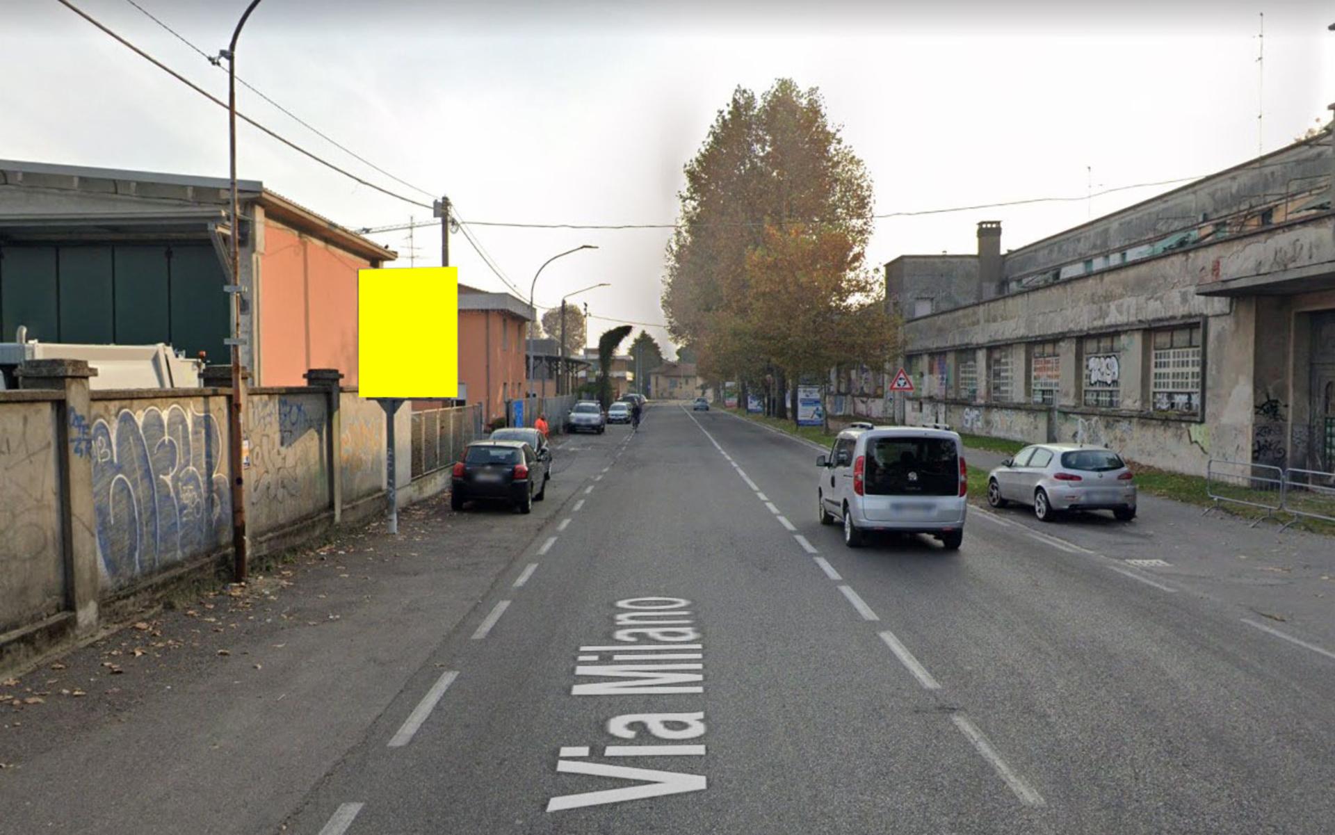 Impianto CARTELLONISTICA a Saronno, in zona Jeanpierre Arredamenti