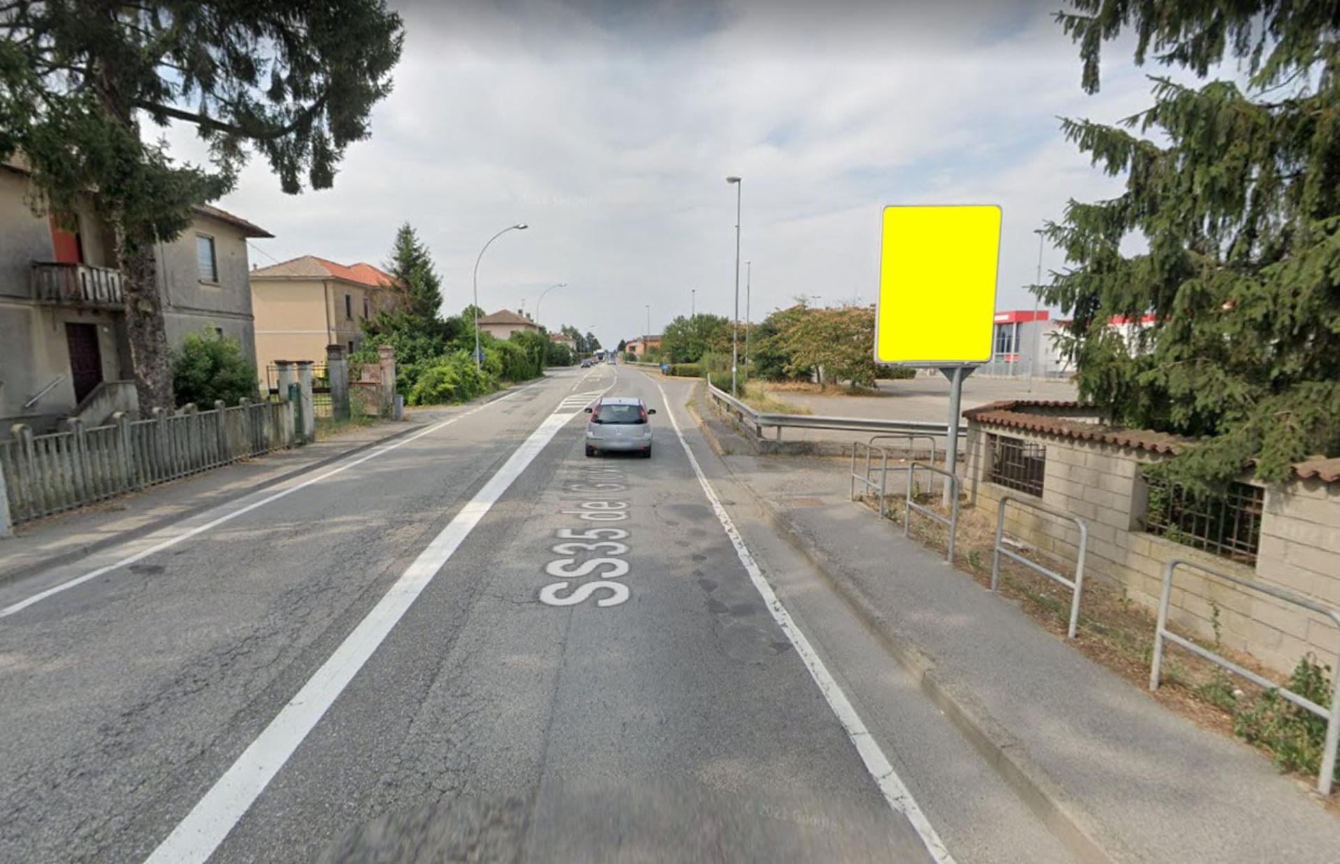 Impianto CARTELLONISTICA a Cava Manara, in zona OVS