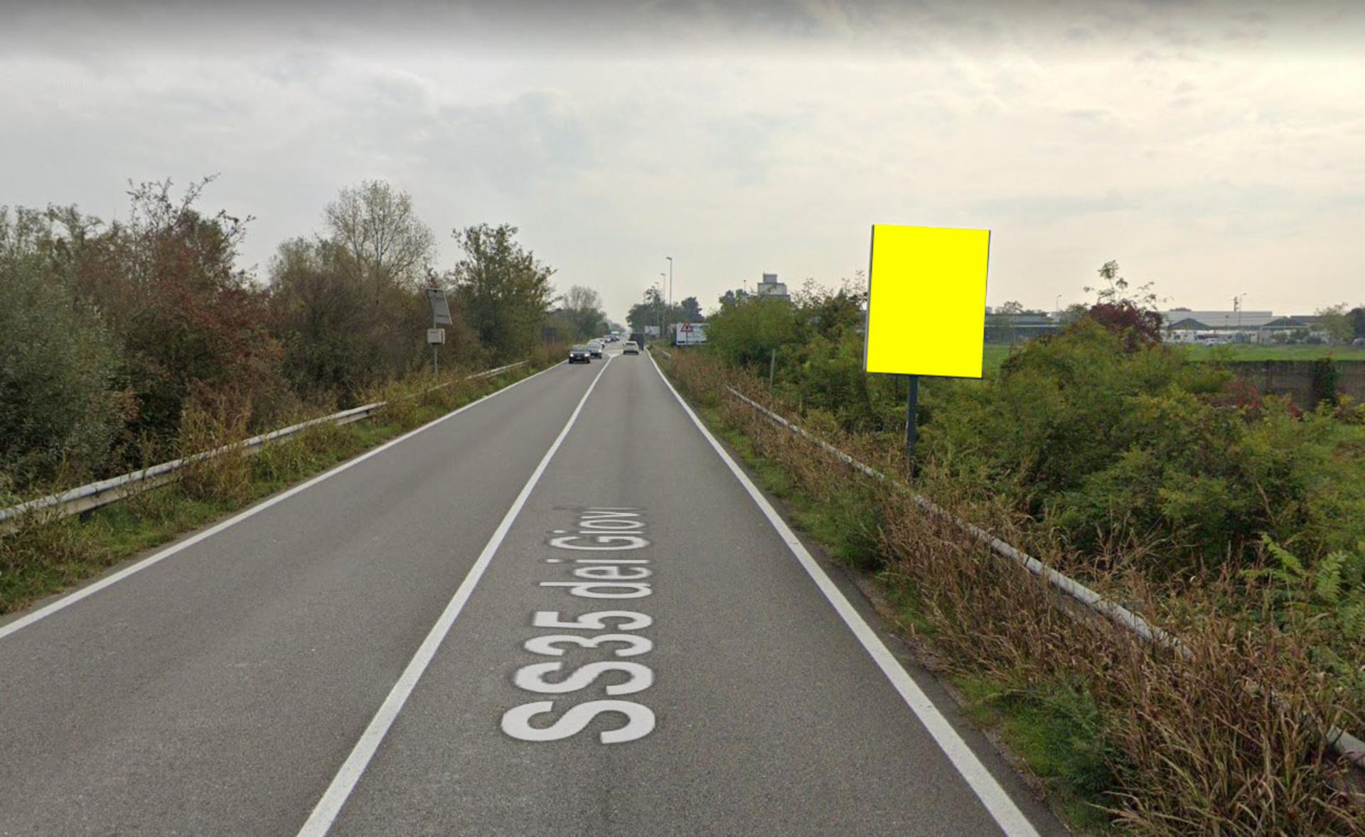 Impianto CARTELLONISTICA a Vellezzo Bellini, in zona Crai