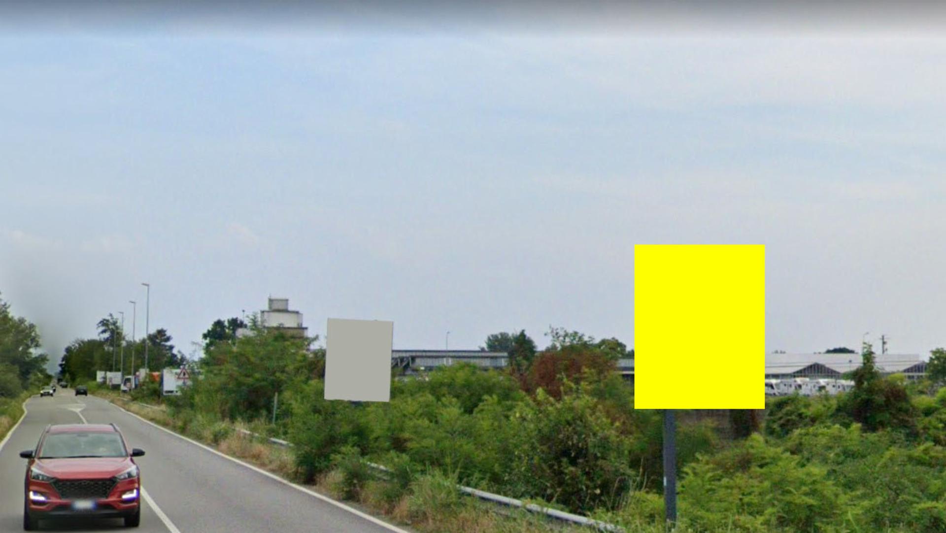 Impianto CARTELLONISTICA a Vellezzo Bellini, in zona Crai