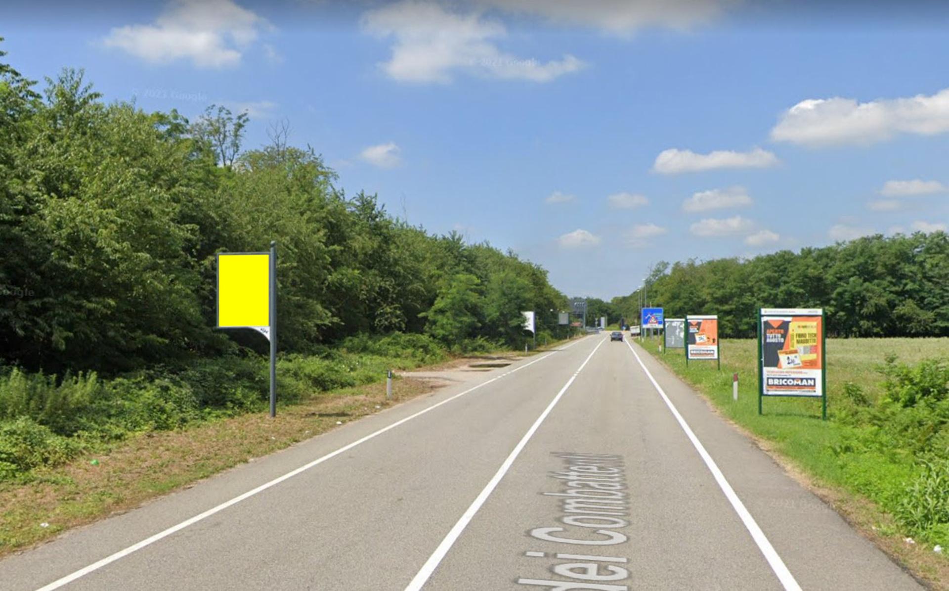 Impianto CARTELLONISTICA a Solbiate Olona, in zona Iper Farma