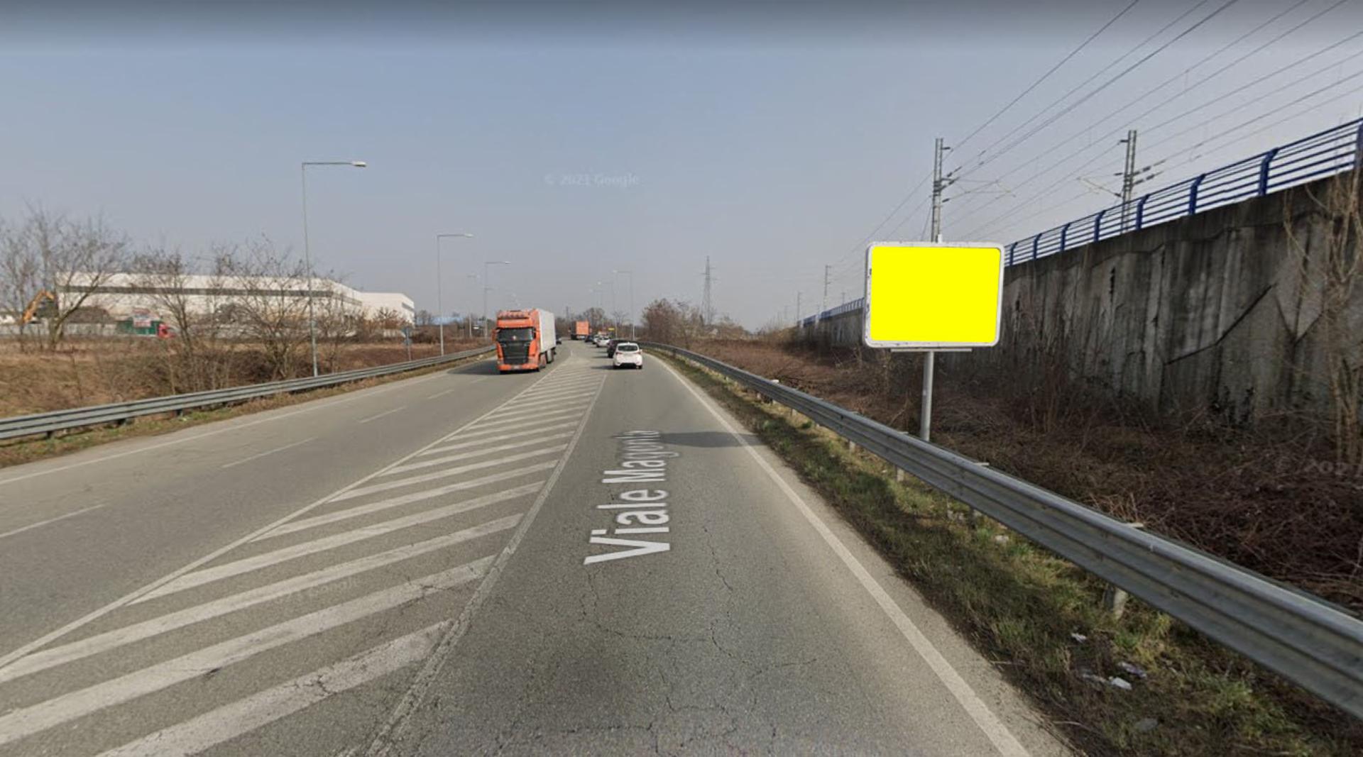 Impianto CARTELLONISTICA a Pregnana Milanese, in zona S6 Bar Station