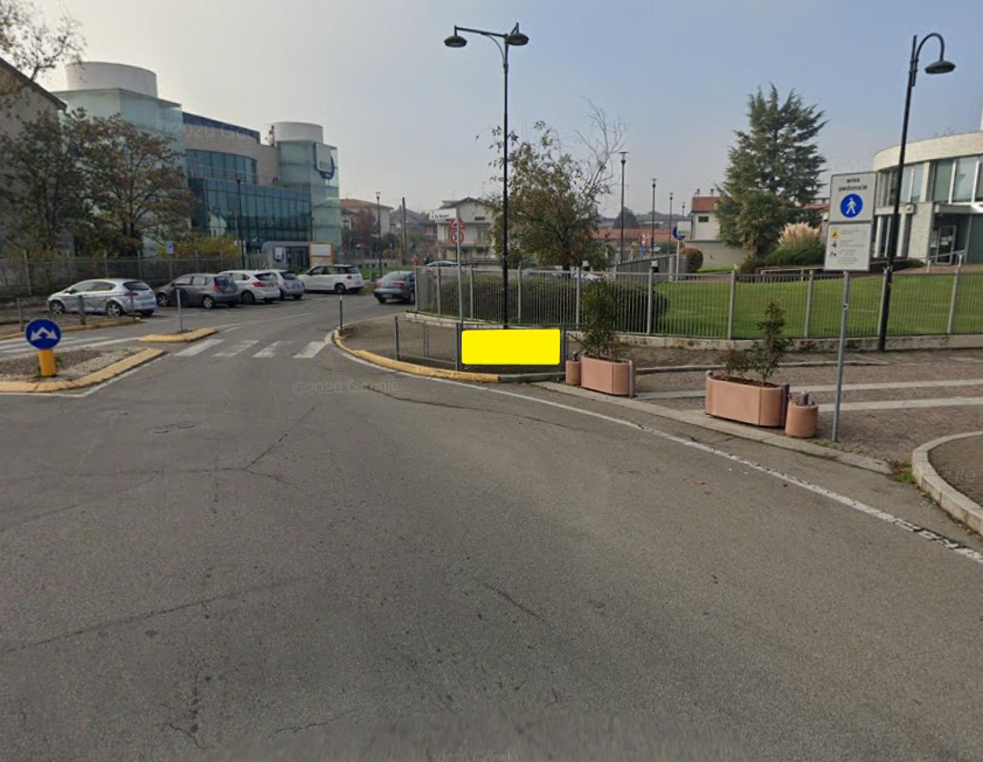 Impianto TRANSENNA a Carugate, in zona Divani & Divani